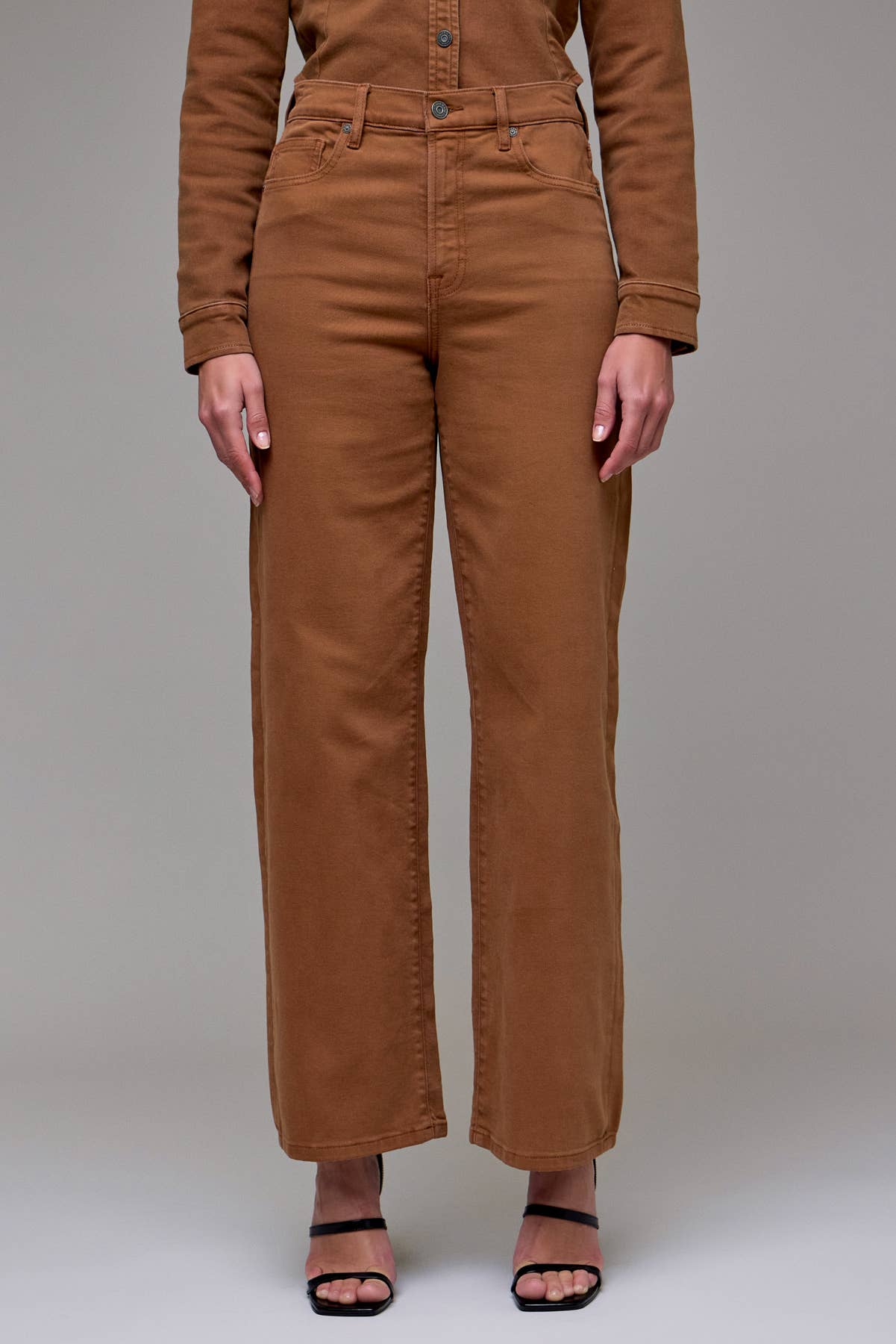 Tawney Wash Stretch High Rise Relaxed Dad Jean