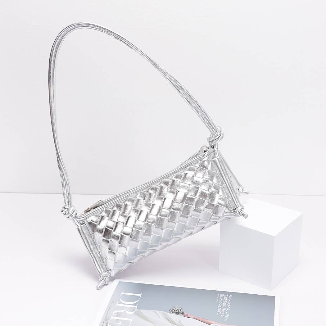 3AM BY H&D ACCESSORIES -  Chic Weave Clutch