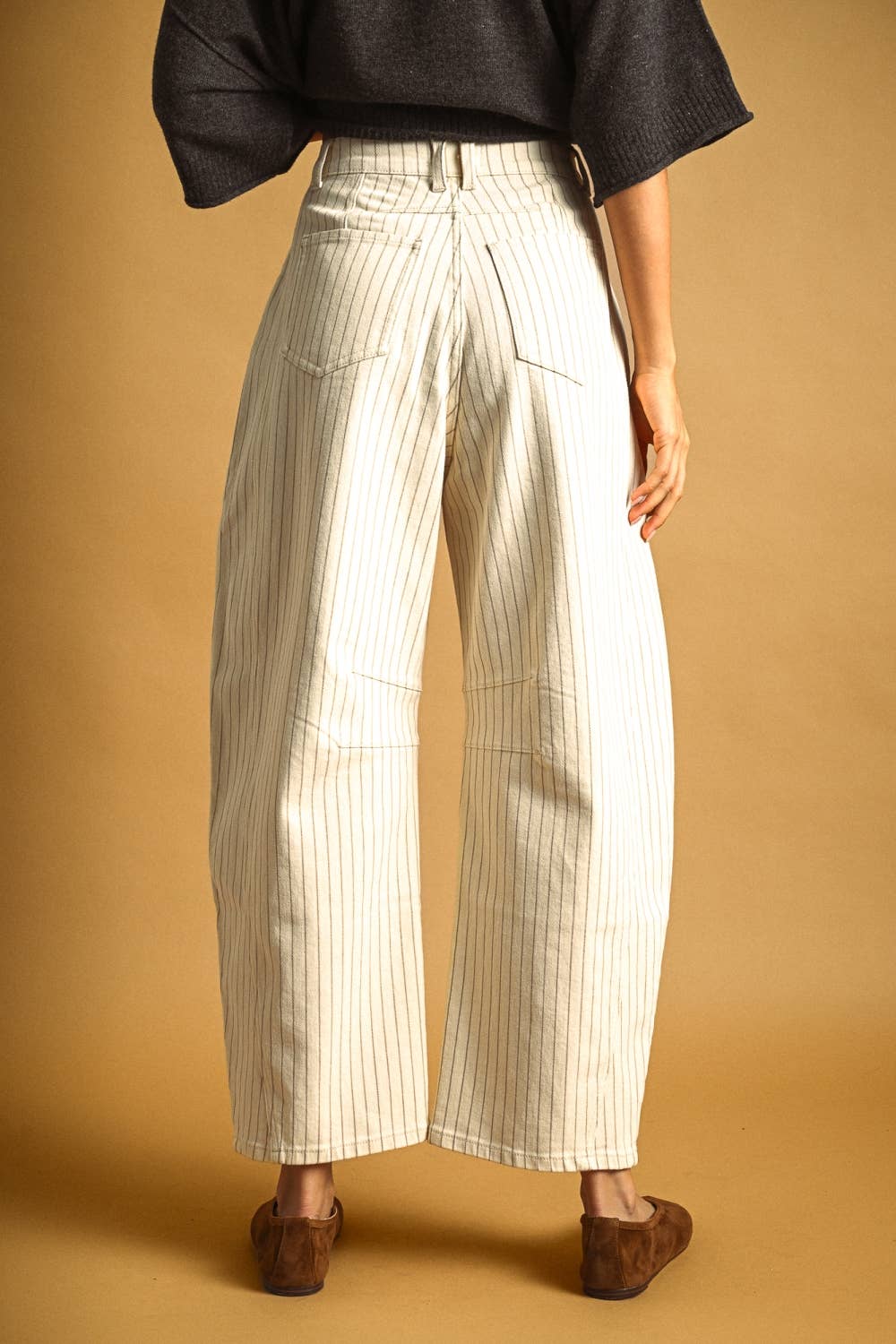 MIOU MUSE -  PINSTRIPED PATTERN BARREL PANTS