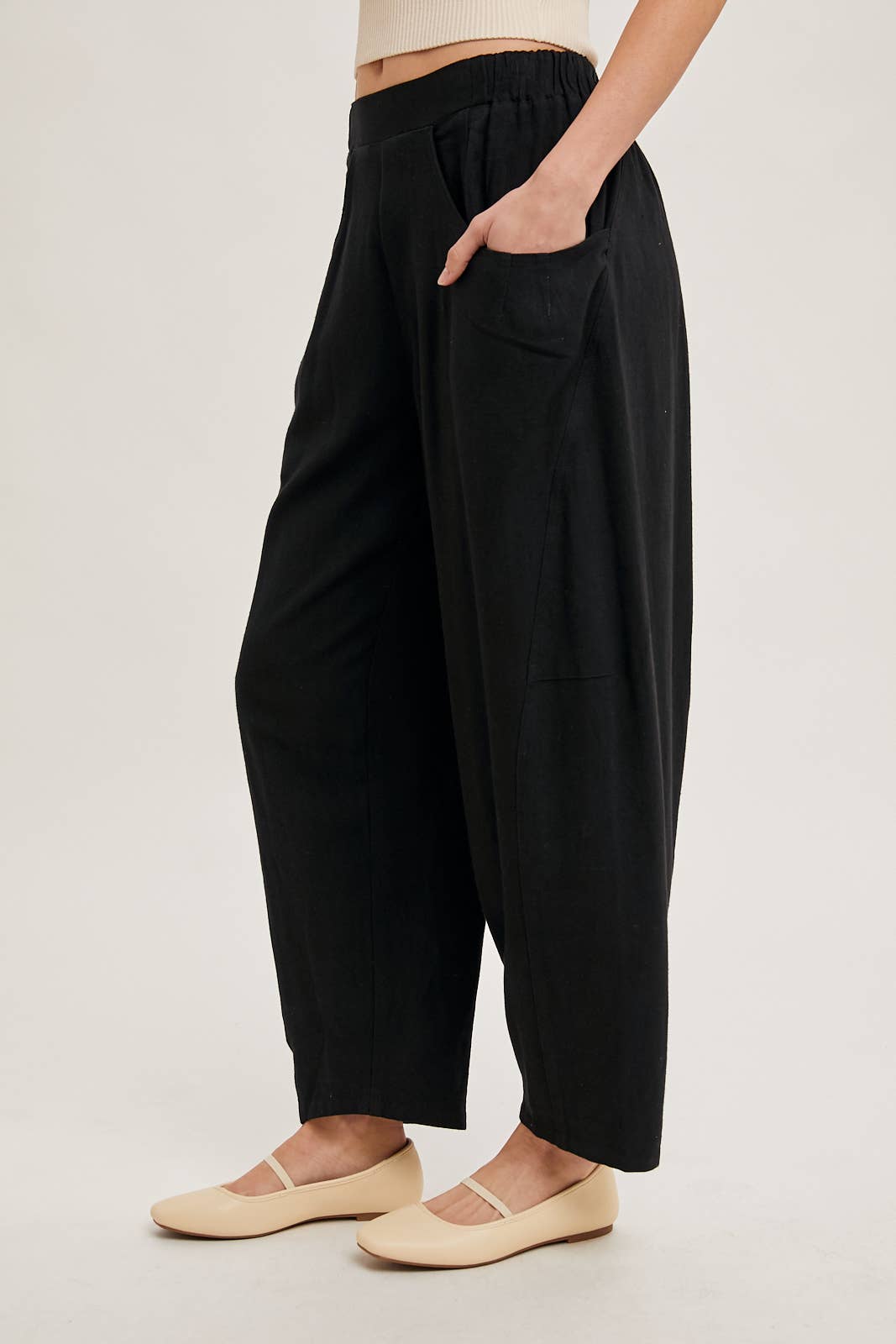 Bluivy - RELAXED BARREL PANTS WITH POCKETS