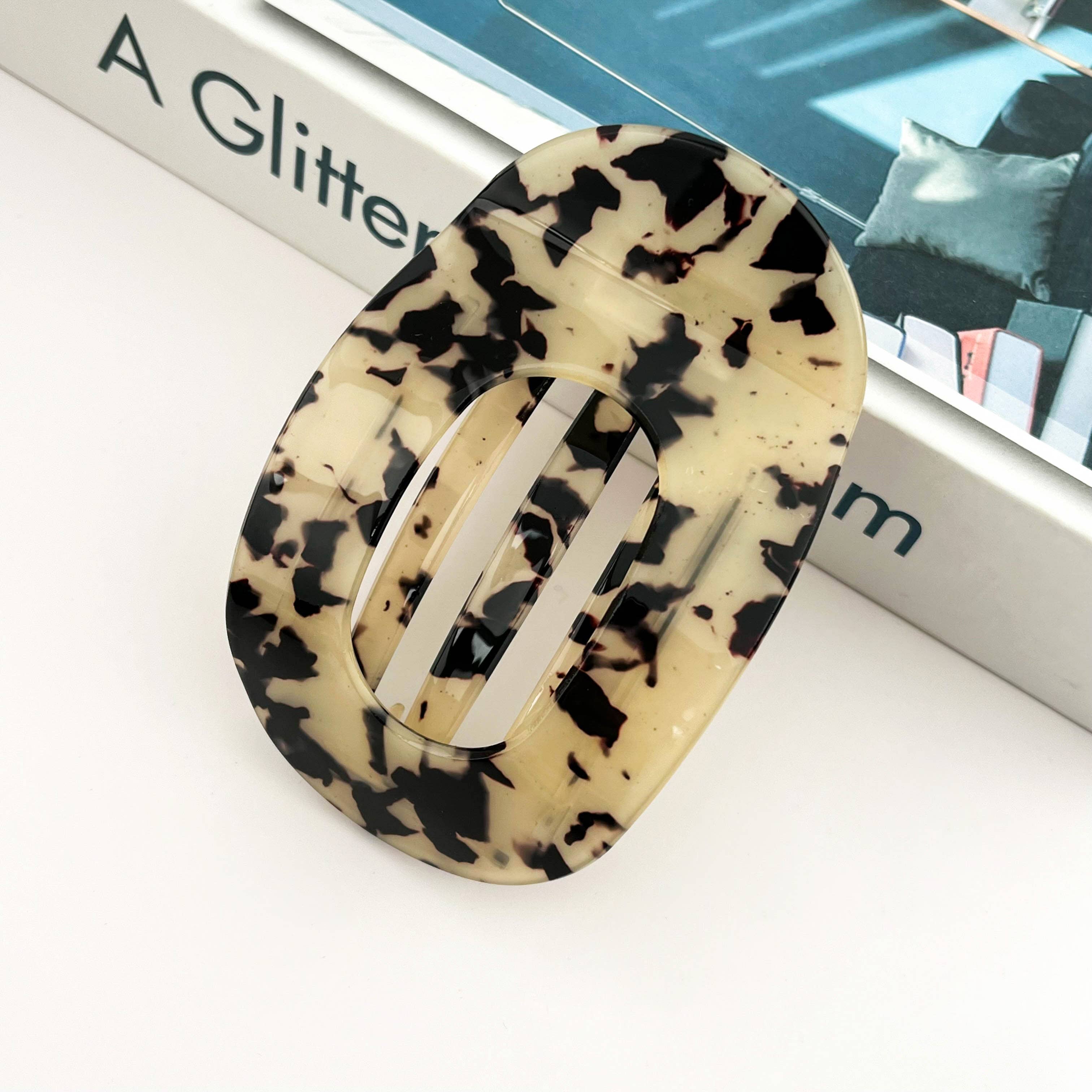 SoapElenGlen - Elegant Flat Oval Hair Clip, Classic Hair Barrette