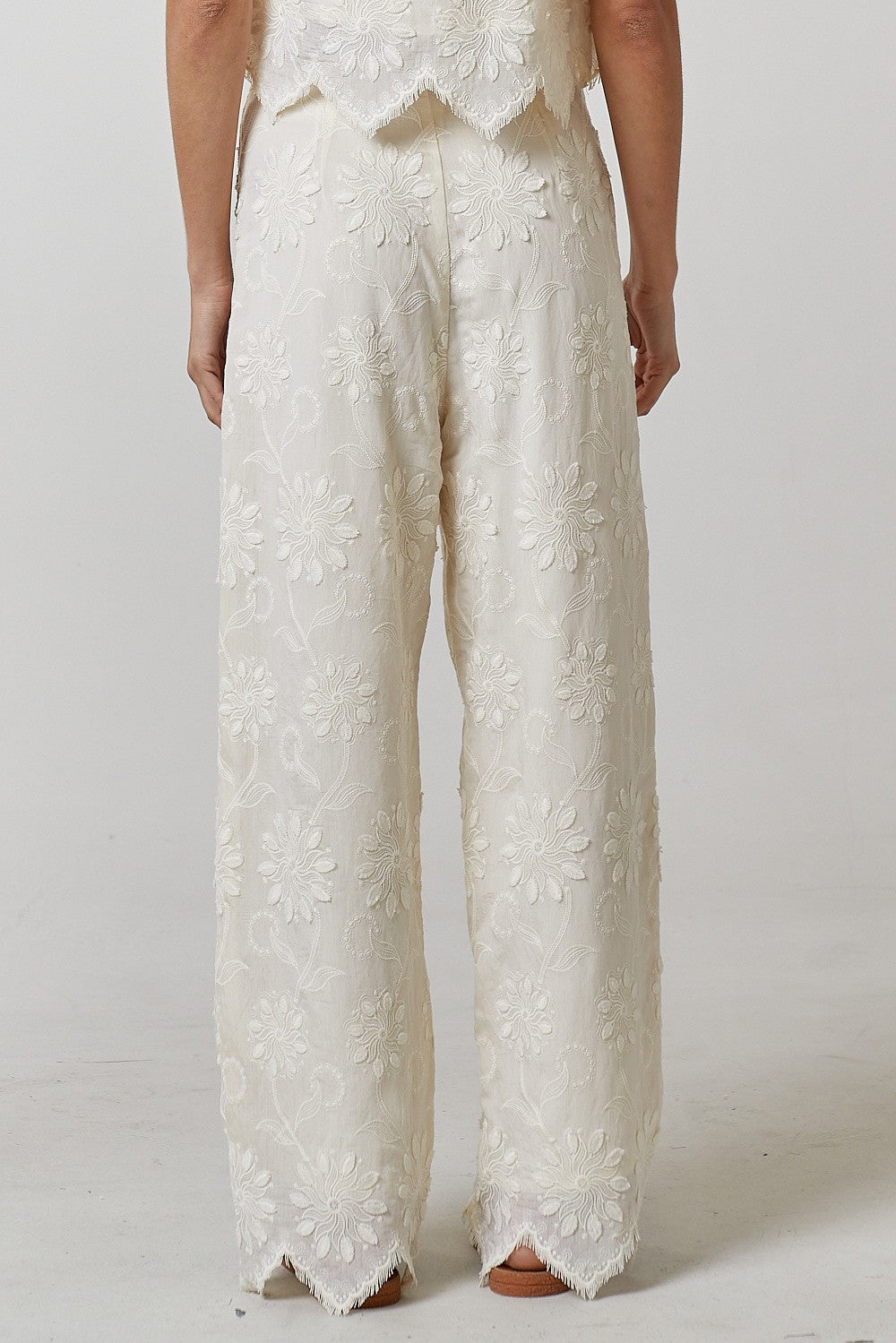 FLORAL EMBROIDERY TROUSER PANTS