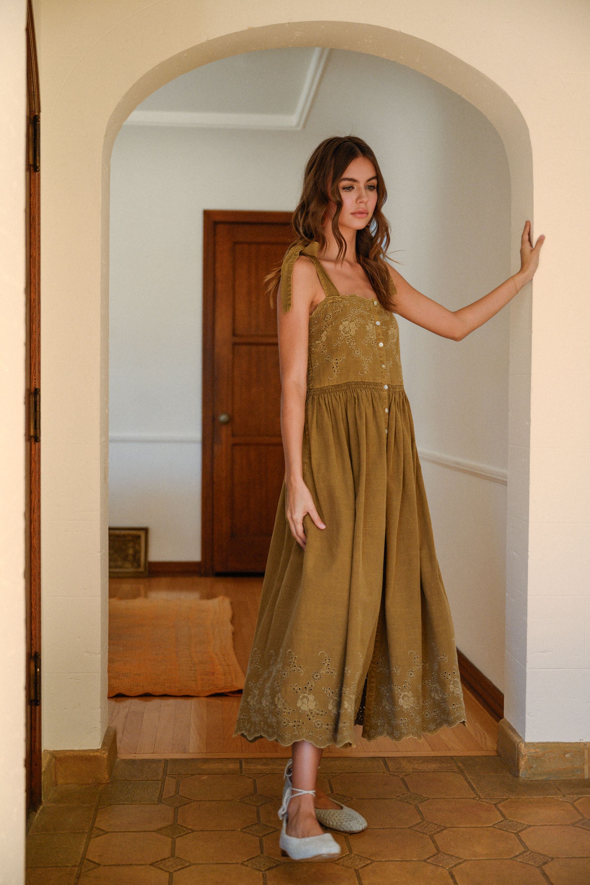 Straw Maxi