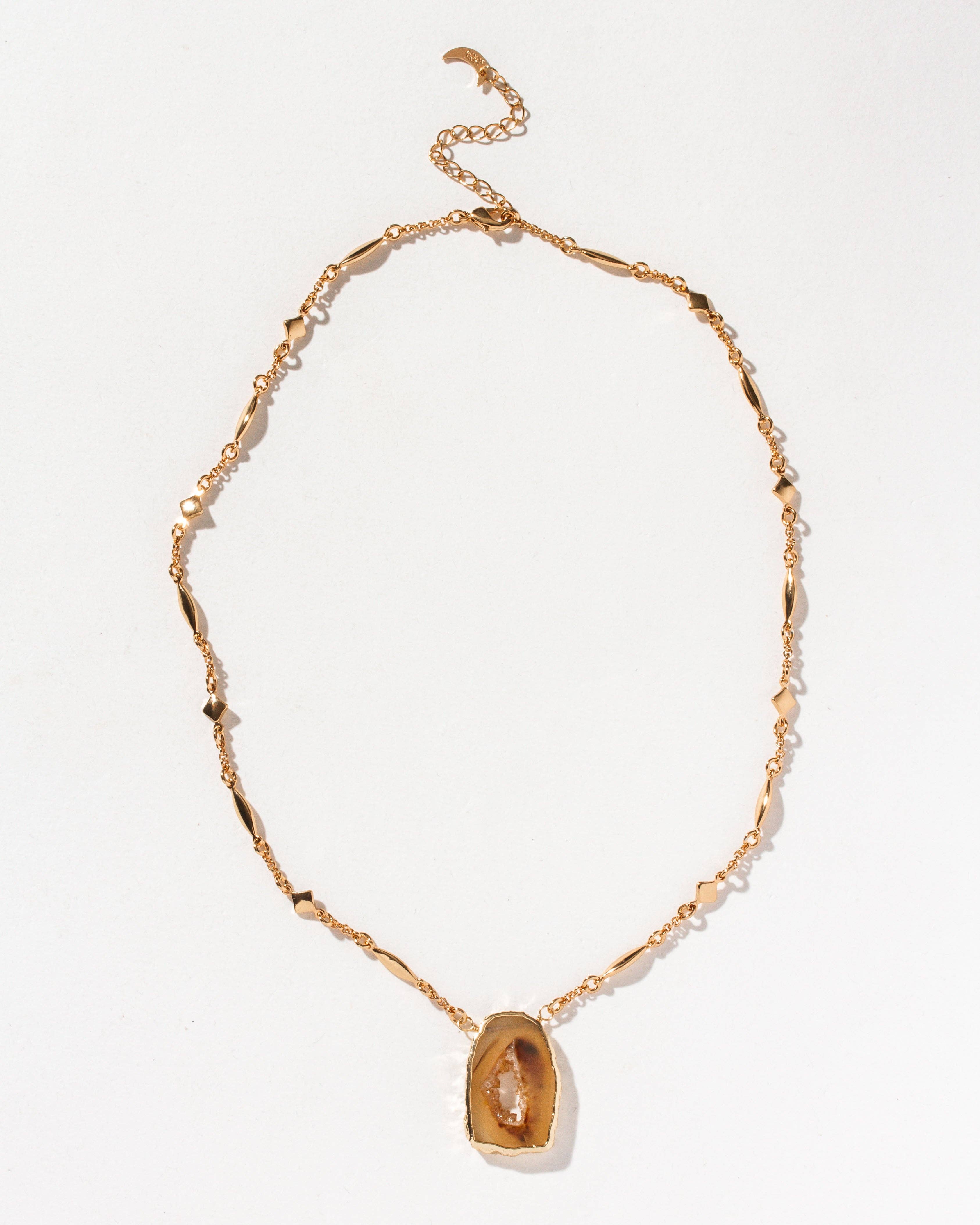 Luna Norte - Star, Stone, & Soul Gemstone Necklace - Natural Agate Geode