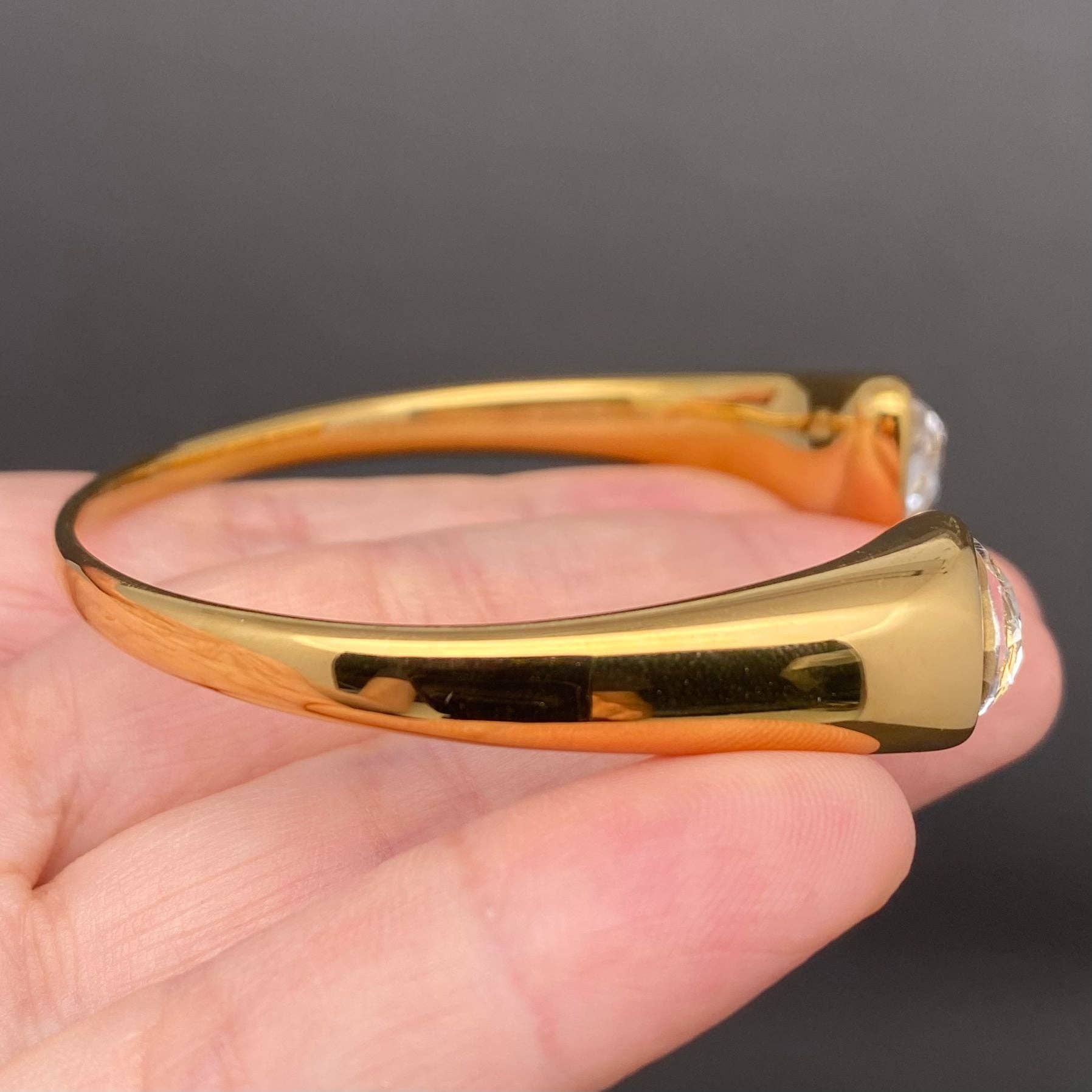 Mio Queena - Double Zircon 18K Gold Plated Stainless Steel Cuff - FGS
