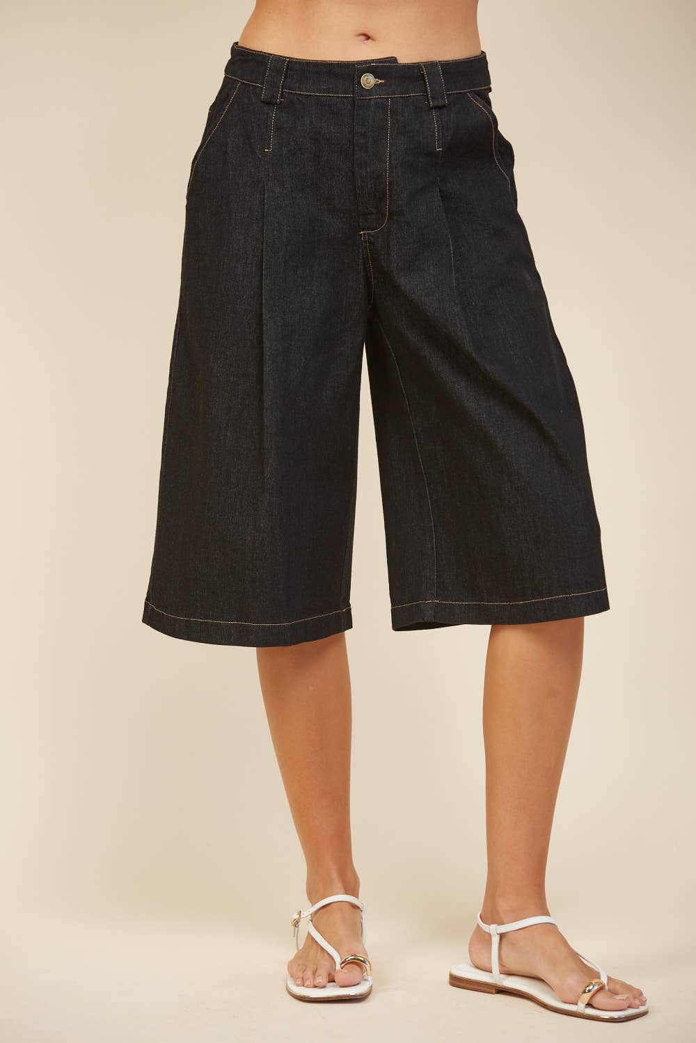 Edit by Nine - High Waisted Pleated Wide Leg Bermuda Short