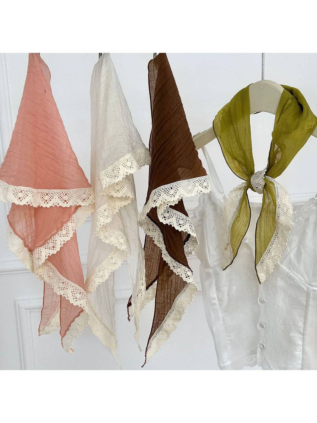 Funkyrel® Atzbranding Limited - Scarvii - Lace Trim Plain Triangle Bandana