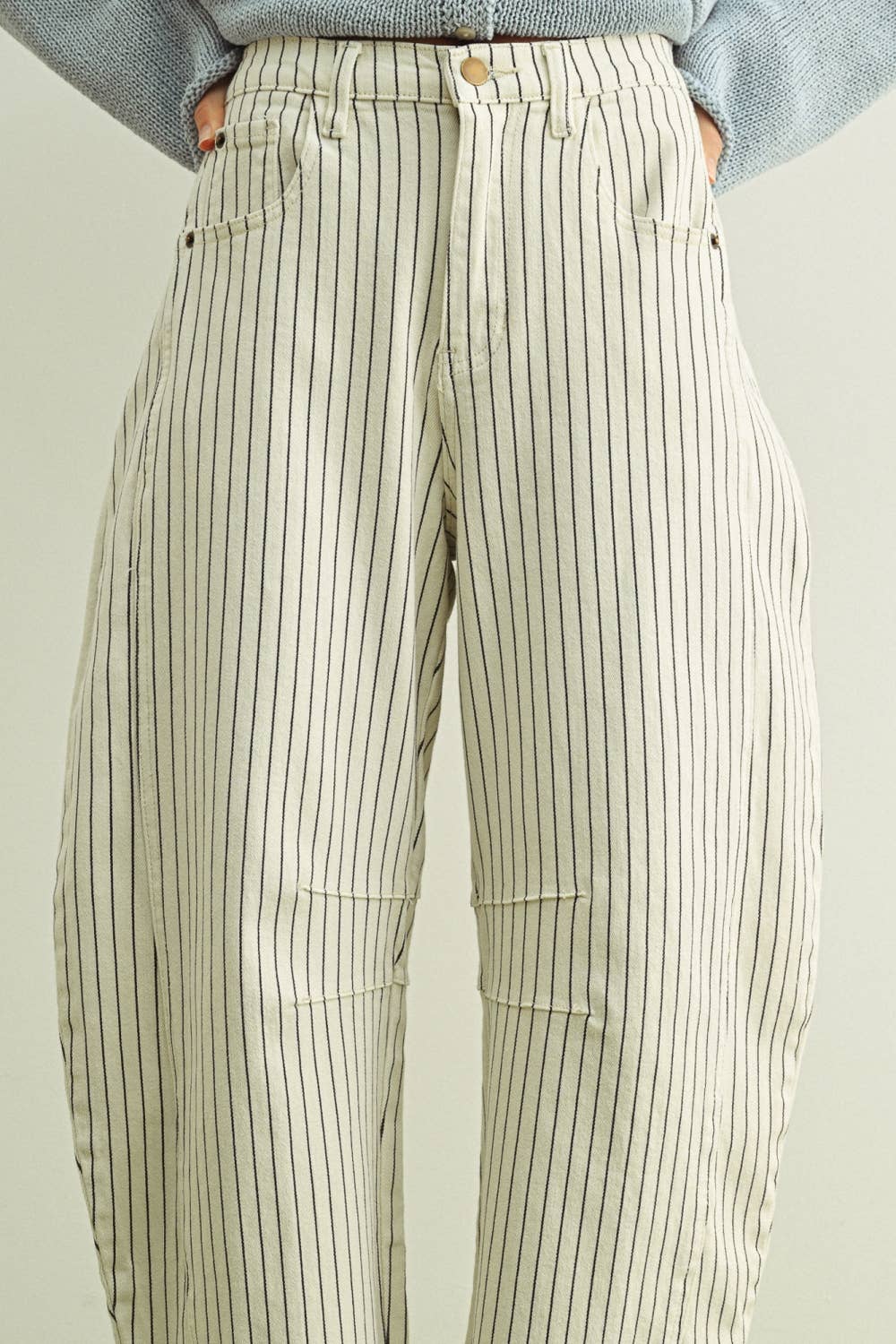 MIOU MUSE -  PINSTRIPED PATTERN BARREL PANTS