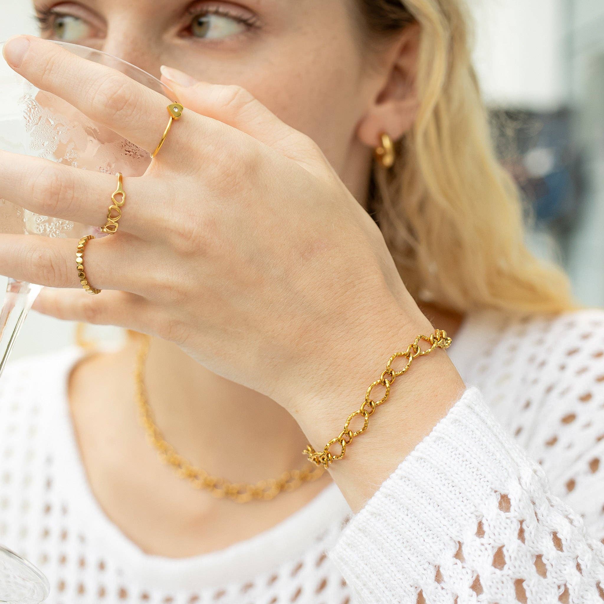 WJW - 18K Gold PVD Stainless Steel Hammered Oval Chain Bracelet