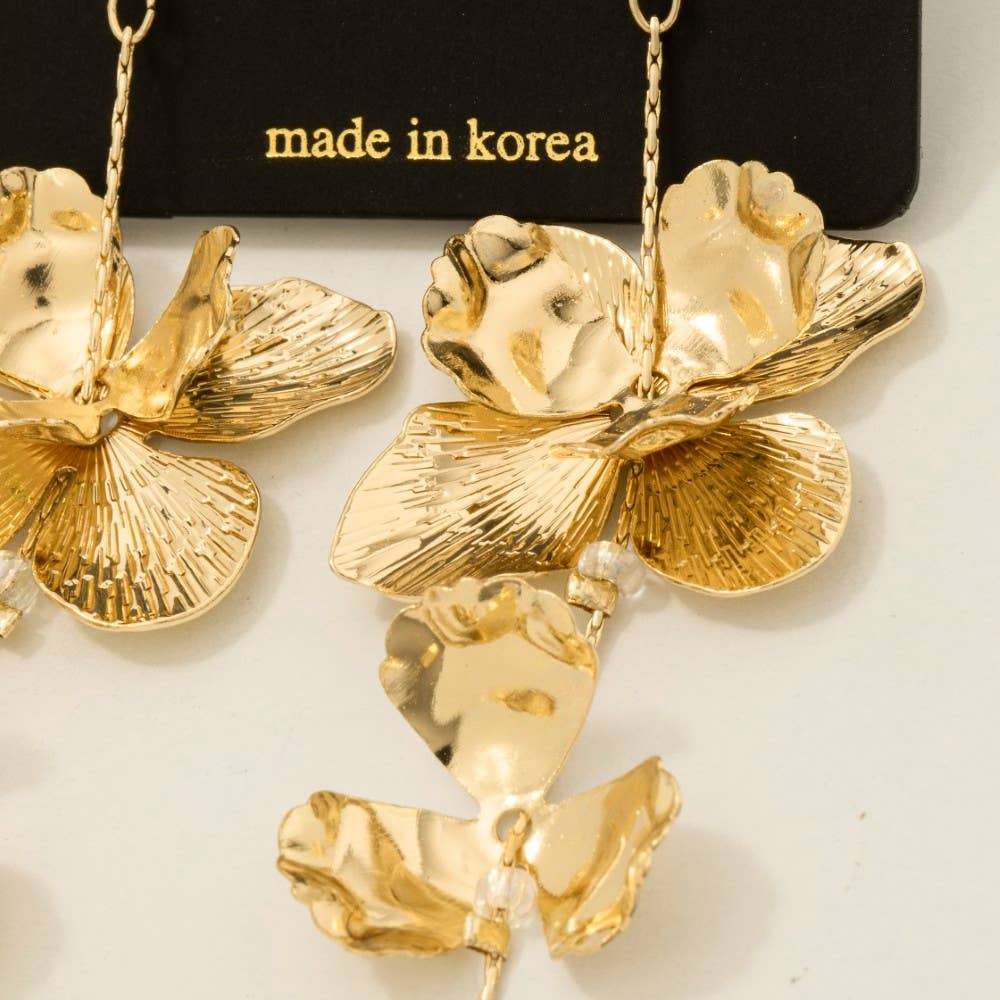 Fame Accessories - Layered Metallic Flowers And Pearl Dangle Earrings
