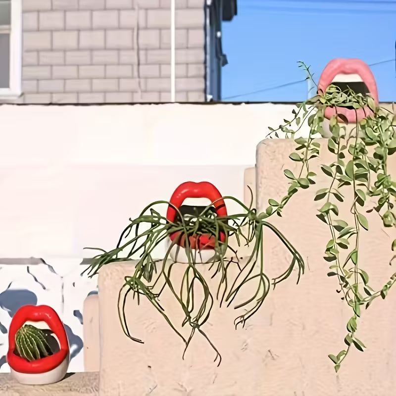 Red Lips Planter