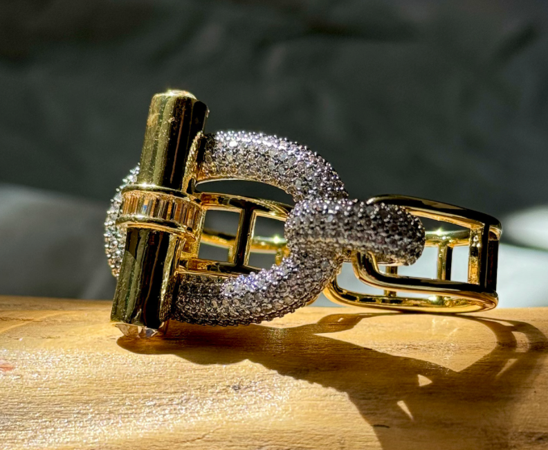 HoopLa - Double Finger Pavé Lock Ring