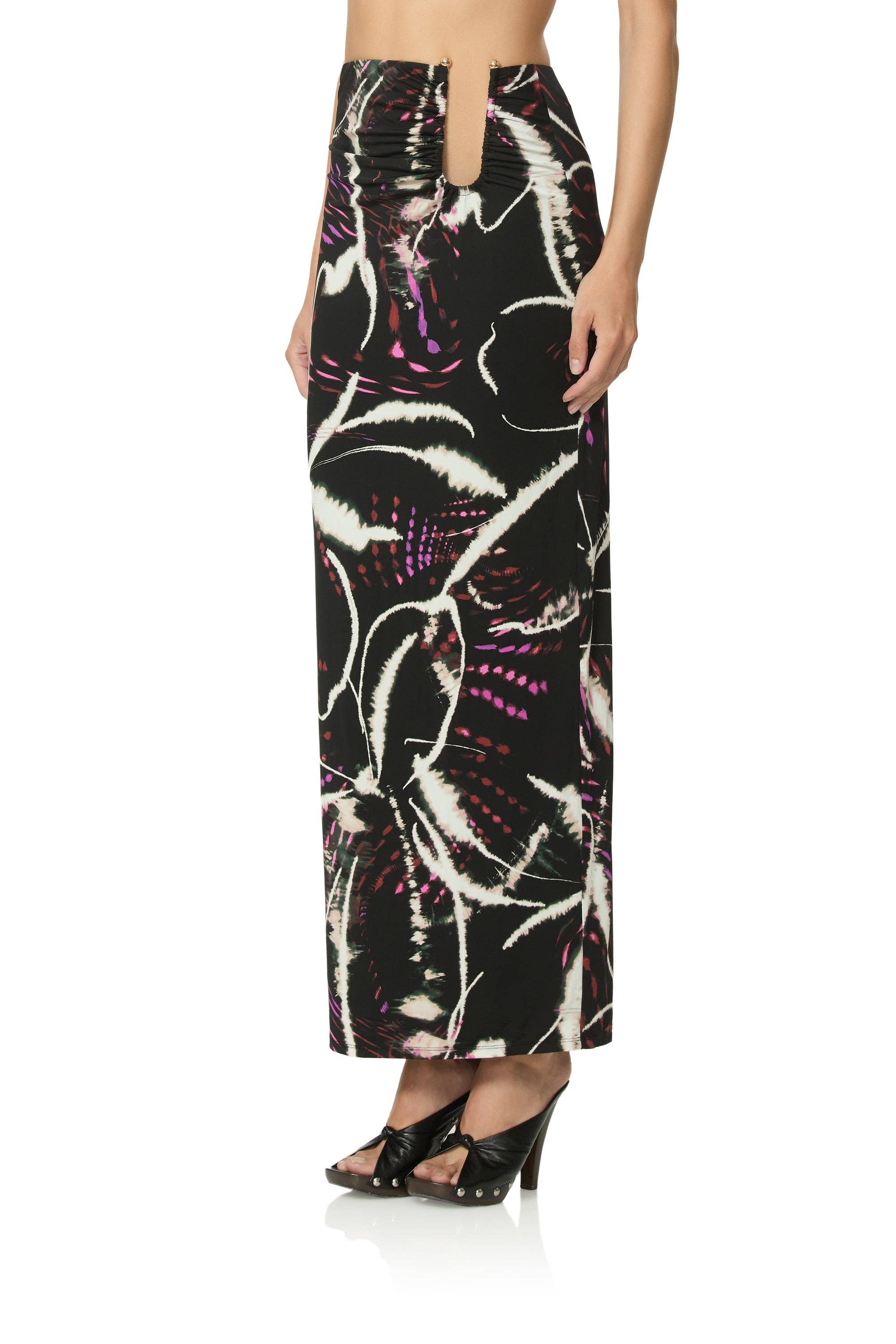 AFRM - Aven Skirt - Night Daisy