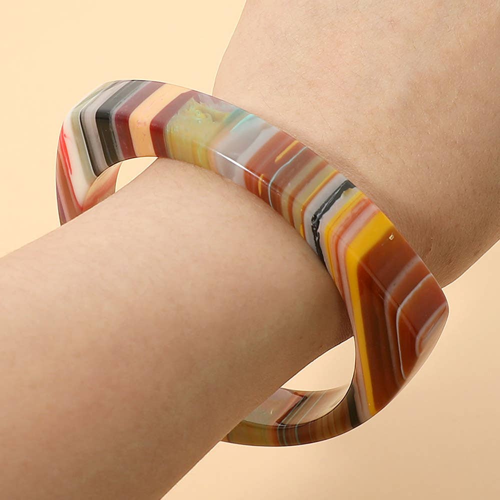 Sensibling Corp. - Geometric Striped Resin Triangle Bangle Bracelet