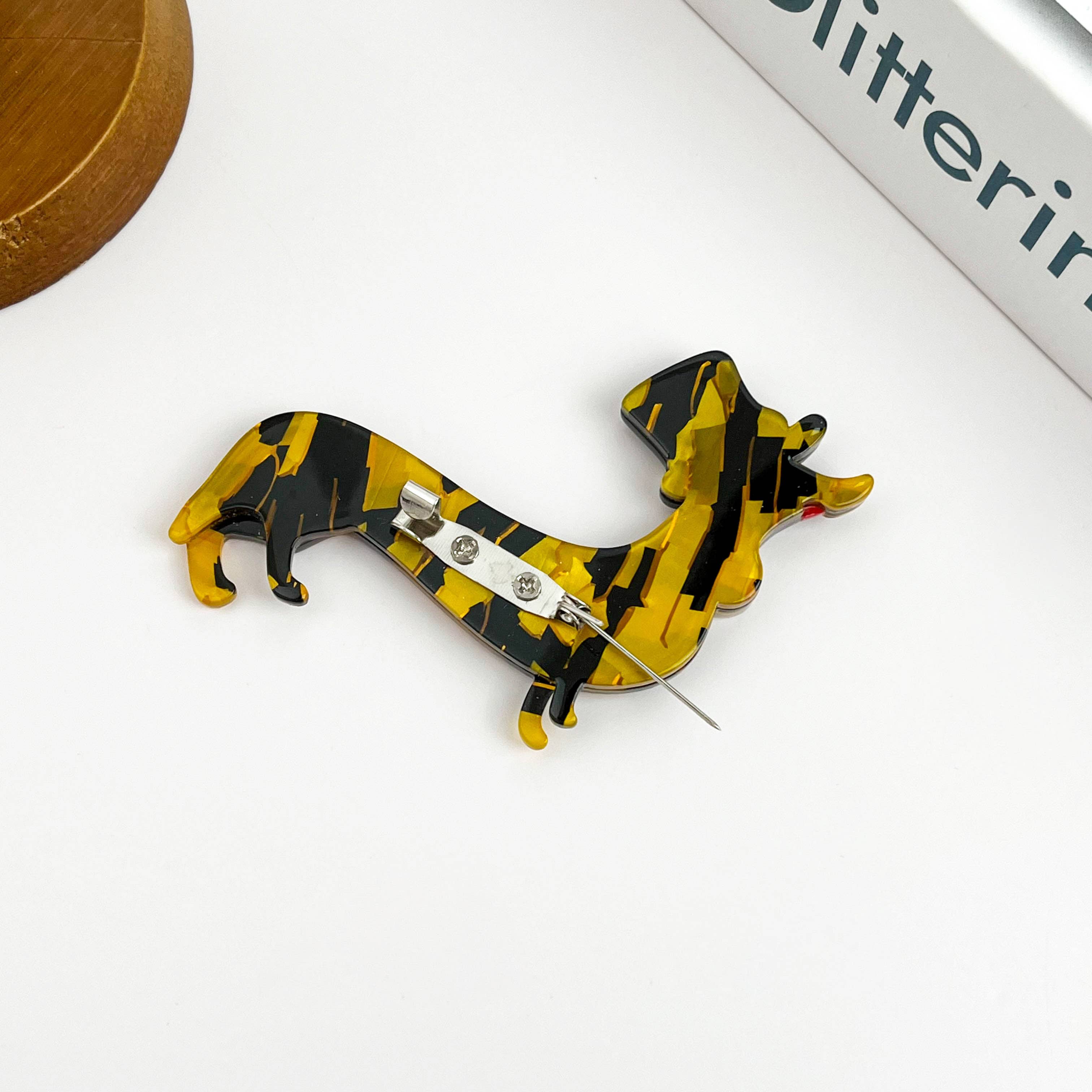 SoapElenGlen - Cute Acetate Dachshund Brooch, Animal Pin Accessory