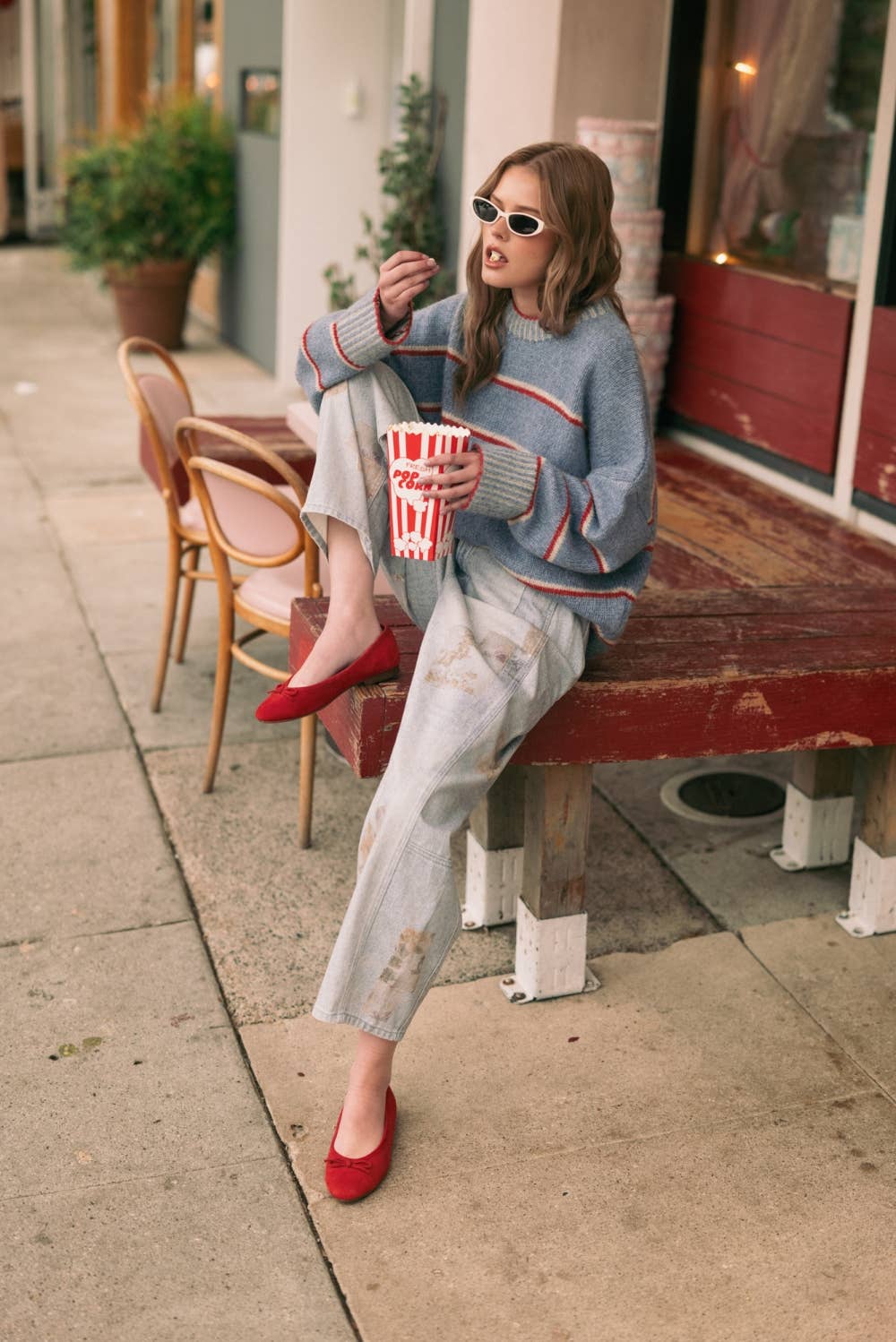 MIOU MUSE - P6792   PATCHWORK EFFECT DENIM BARREL PANTS