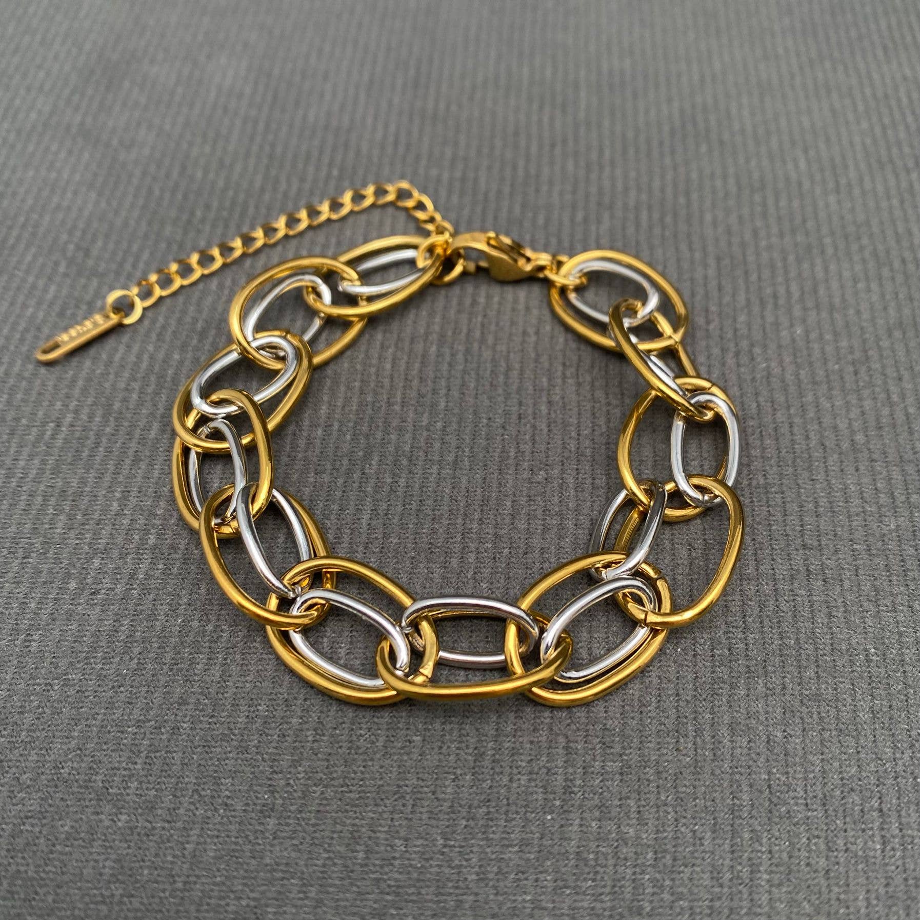 Mio Queena - Two Tone 18K Gold Plated Stainless Steel Chain Bracelet -FGS