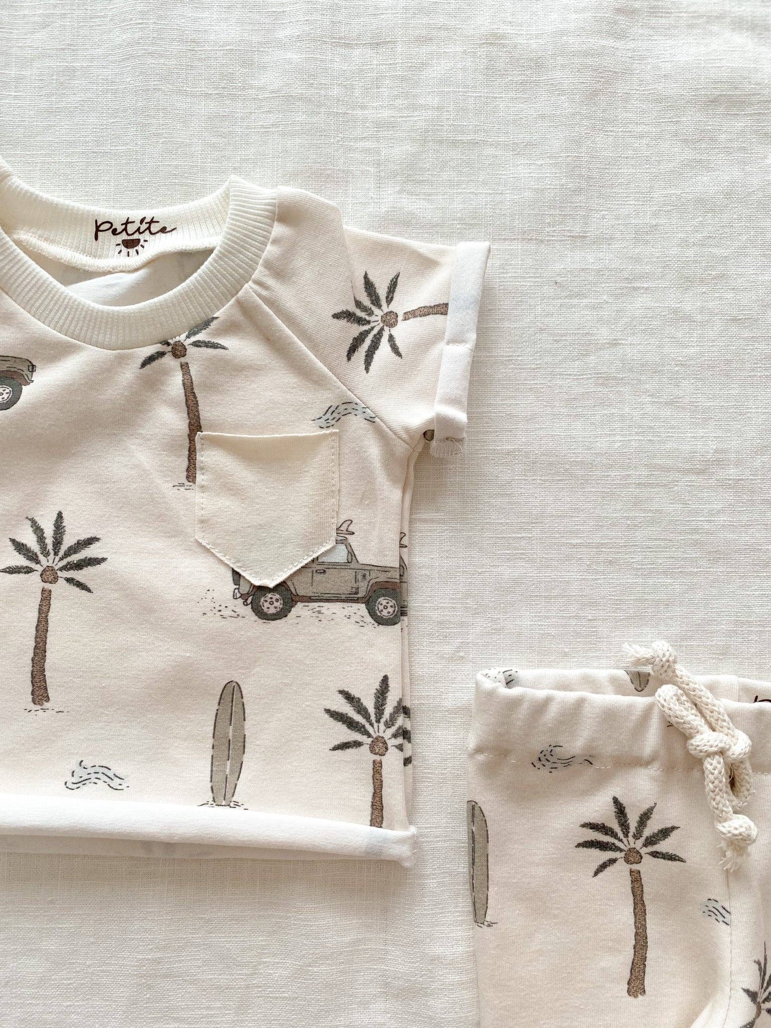PETITE EvelinaApparel - Baby jersey t-shirt / cars & palm trees