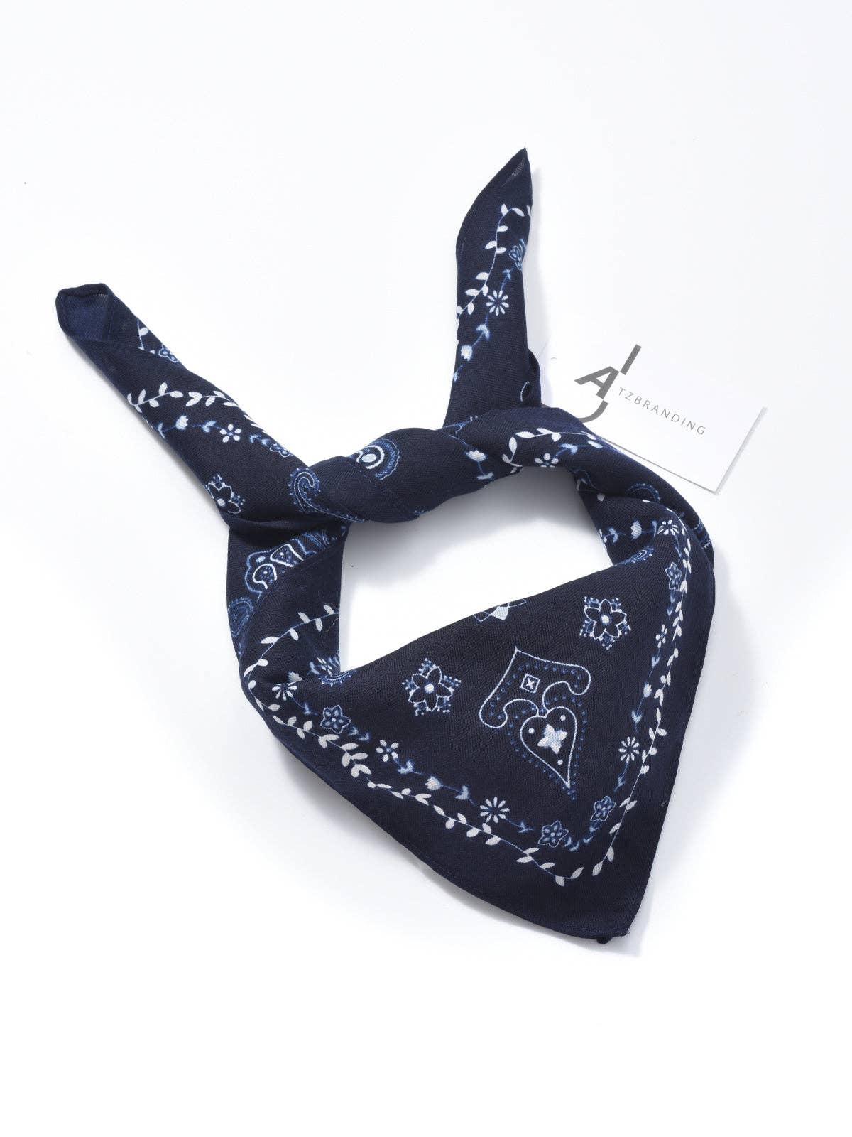 Funkyrel® Atzbranding Limited - Scarvii - Square Scarf with Paisley Print – Fresh & Vintage