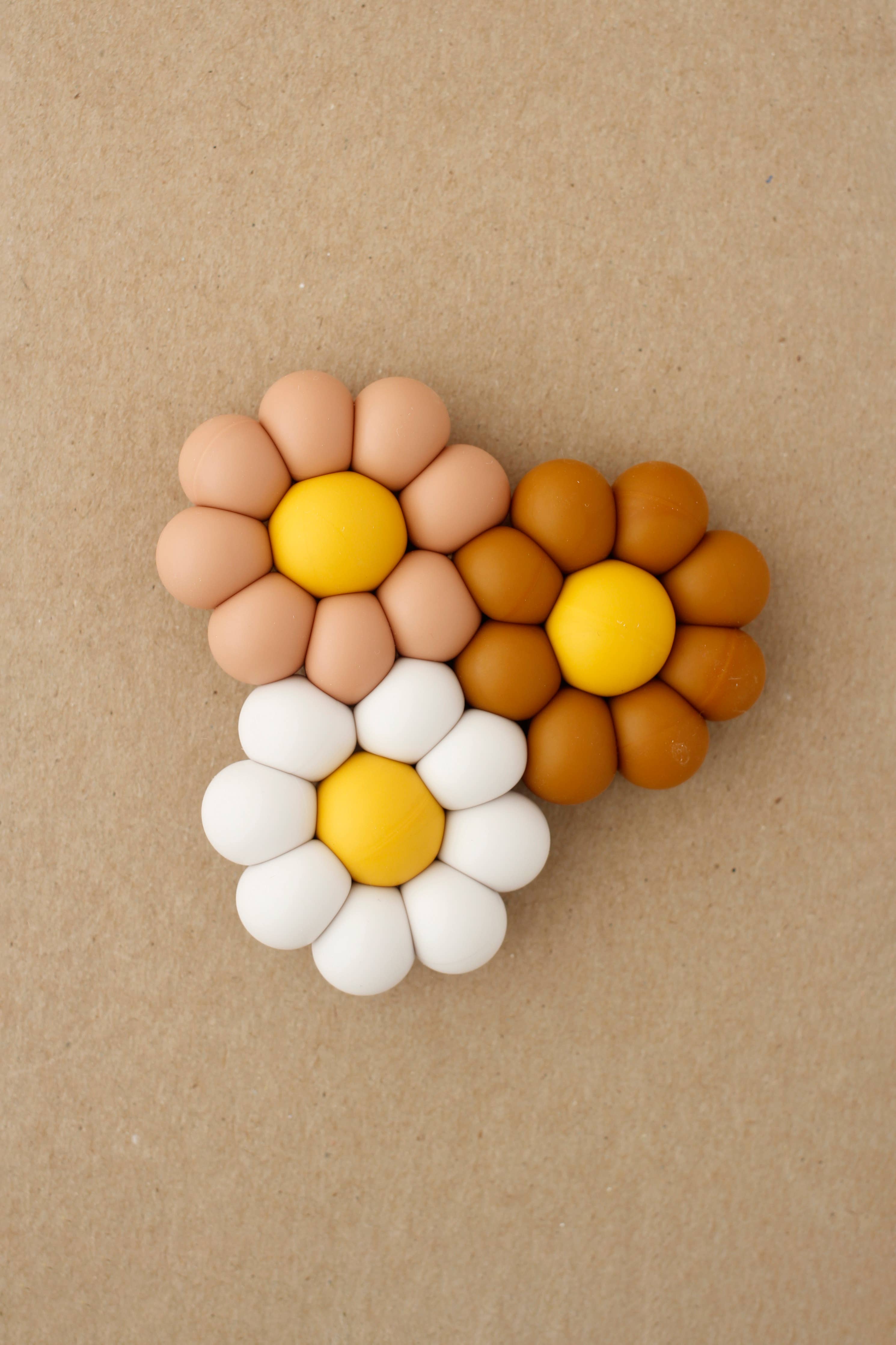 Little Chew - Freezer Teether - Daisy | Spice