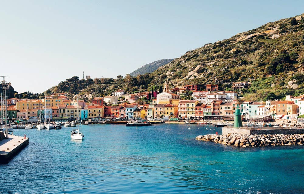 W. W. Norton - Italian Coastal: Recipes and Stories From Where the Land