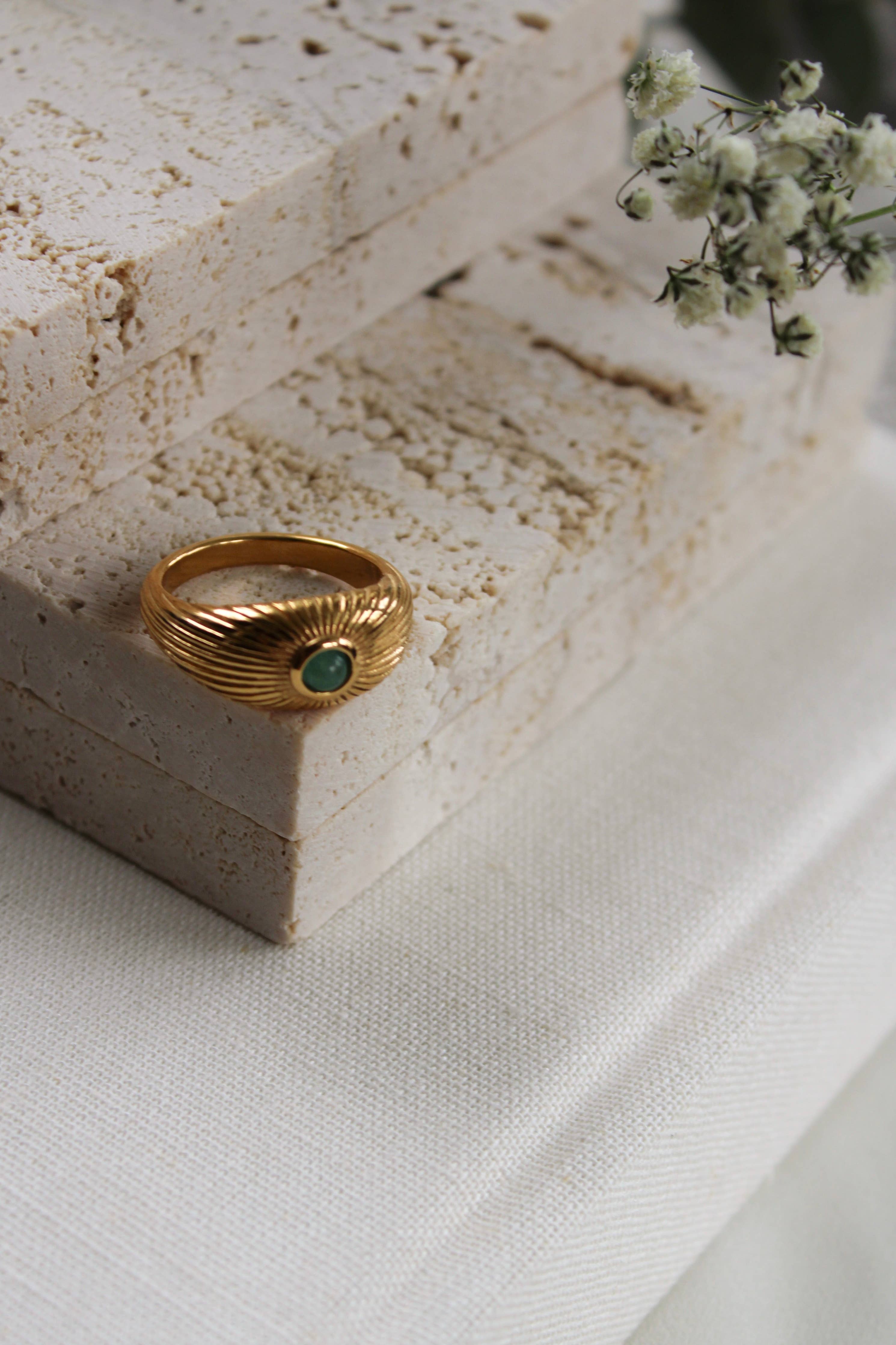 24th & Gold - Thick Ribbed Jade Ring