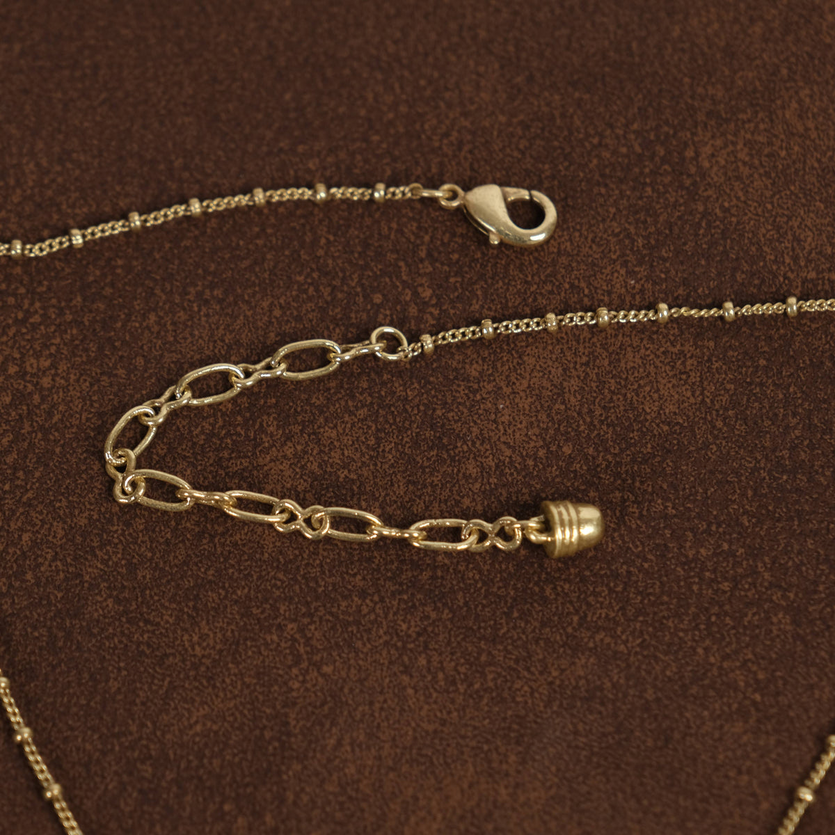 GirlyPirateCo - Vintage 18K Gold-Plated Brown Crystal Choker Necklace