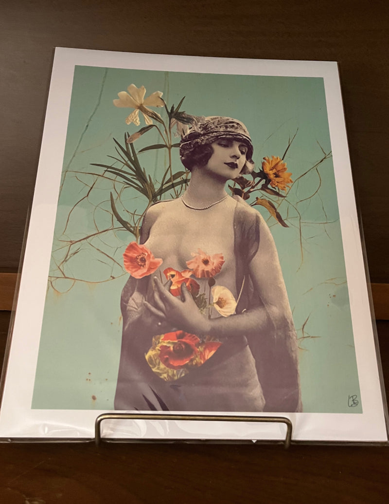 Lilbuddesigns - Full Bloom