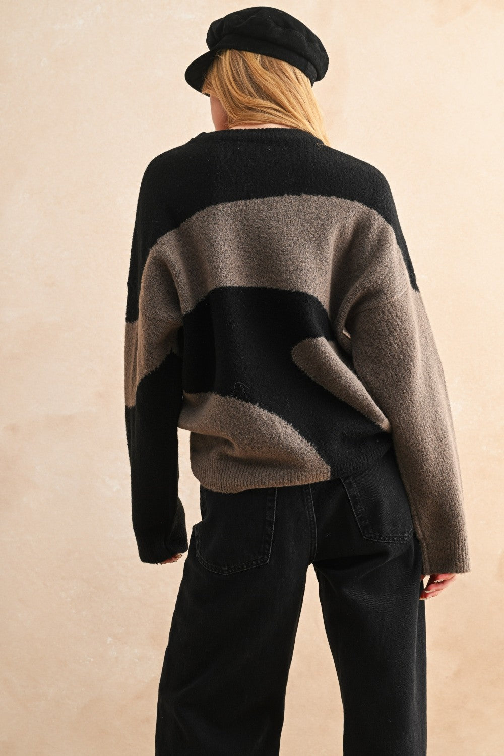 Abstract Pattern Sweater Top