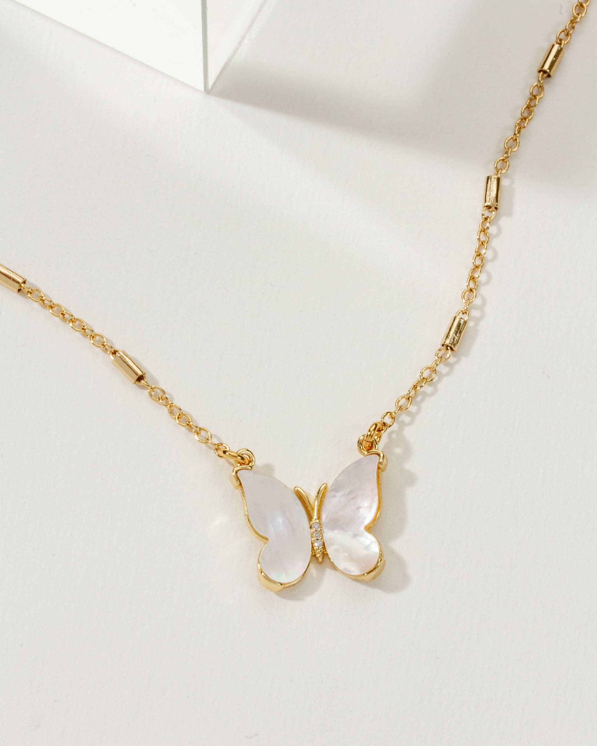 Luna Norte - Flutter Station Necklace