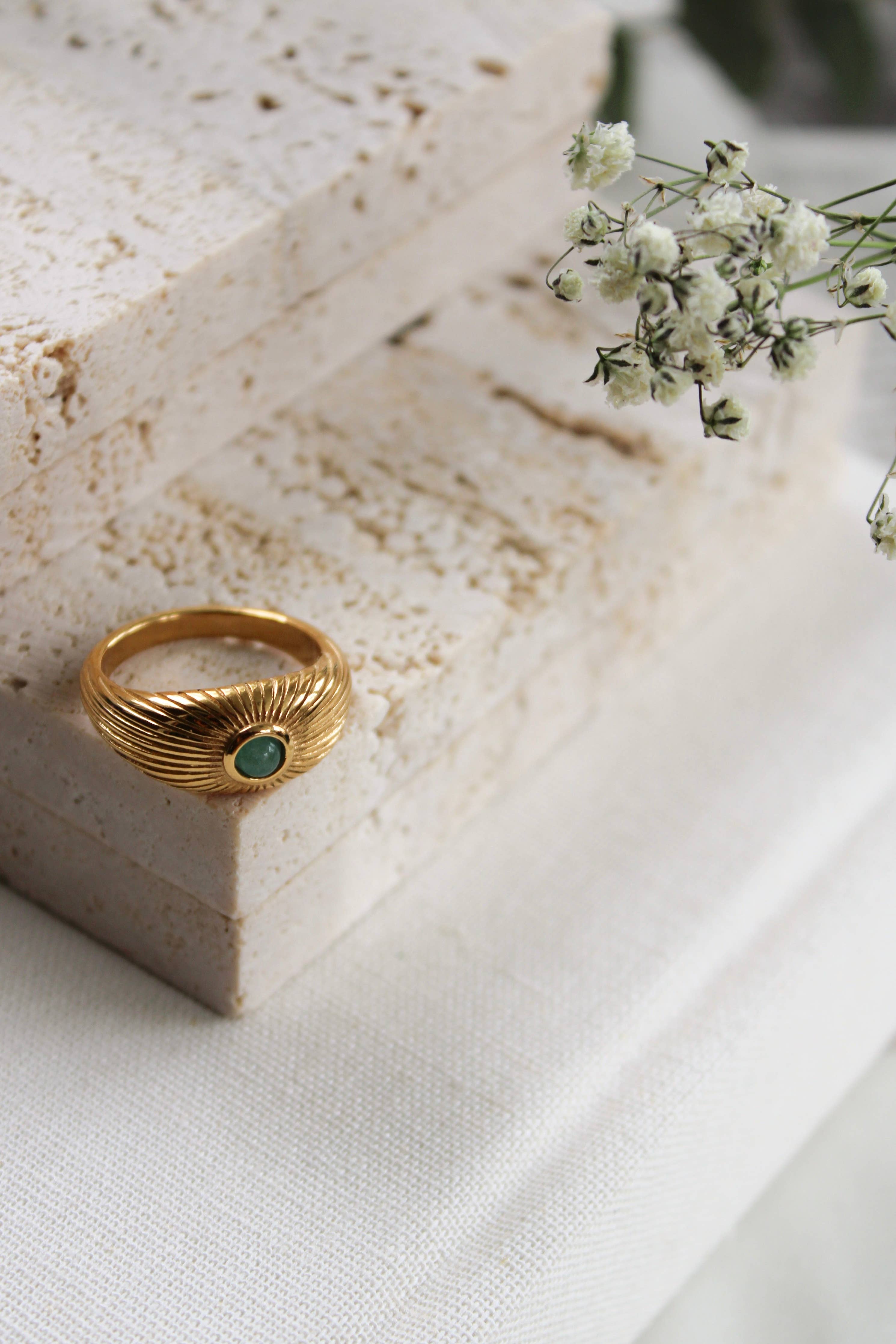 24th & Gold - Thick Ribbed Jade Ring