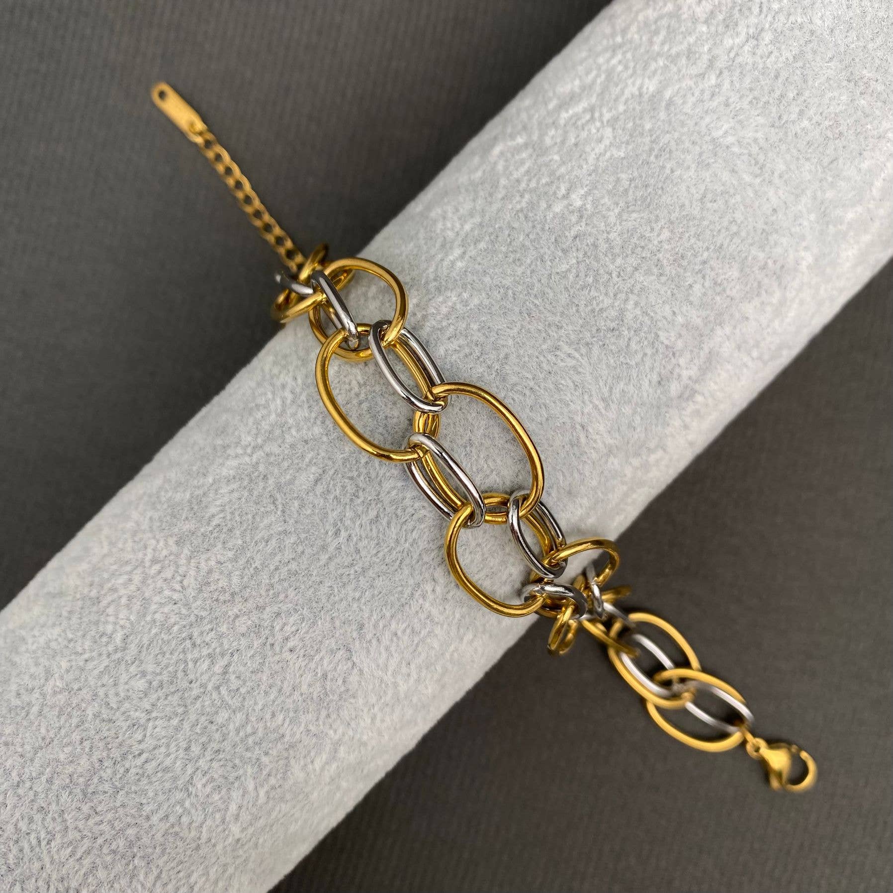Mio Queena - Two Tone 18K Gold Plated Stainless Steel Chain Bracelet -FGS