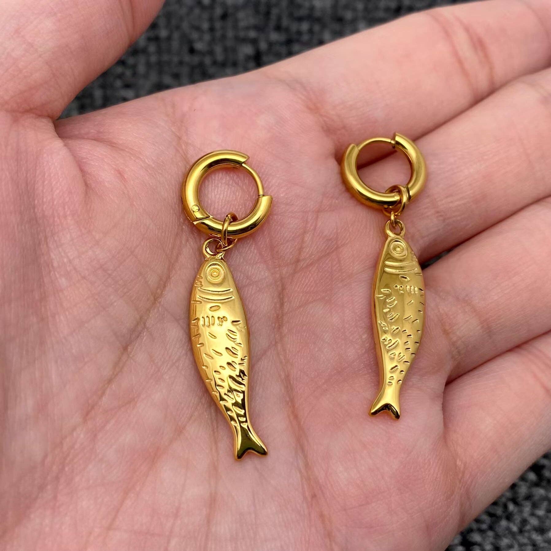 Mio Queena - Fish Charm 18K Gold Plated S.Steel Huggie Earrings - FGS