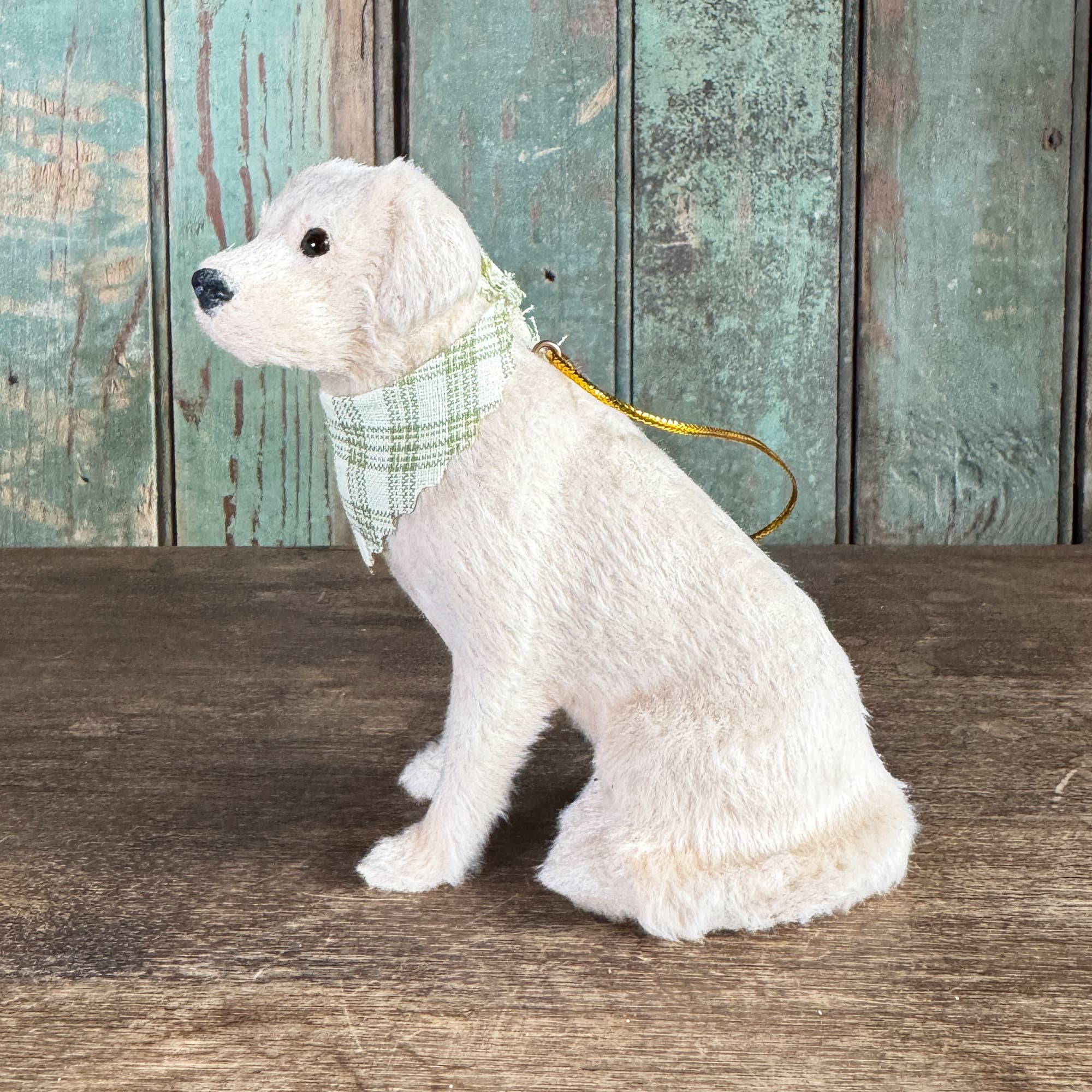 Knollwood Lane - Sitting Labrador Retriever With Bandana Ornament