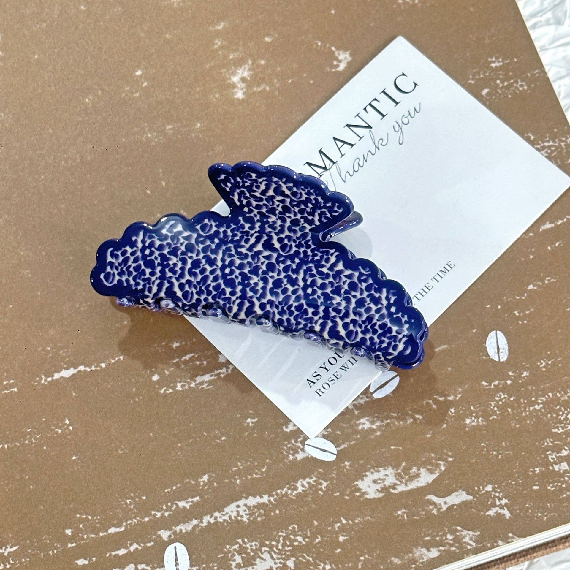 SoapElenGlen - Artistic Wave Edged Spotted Tie Dye Hair Claws