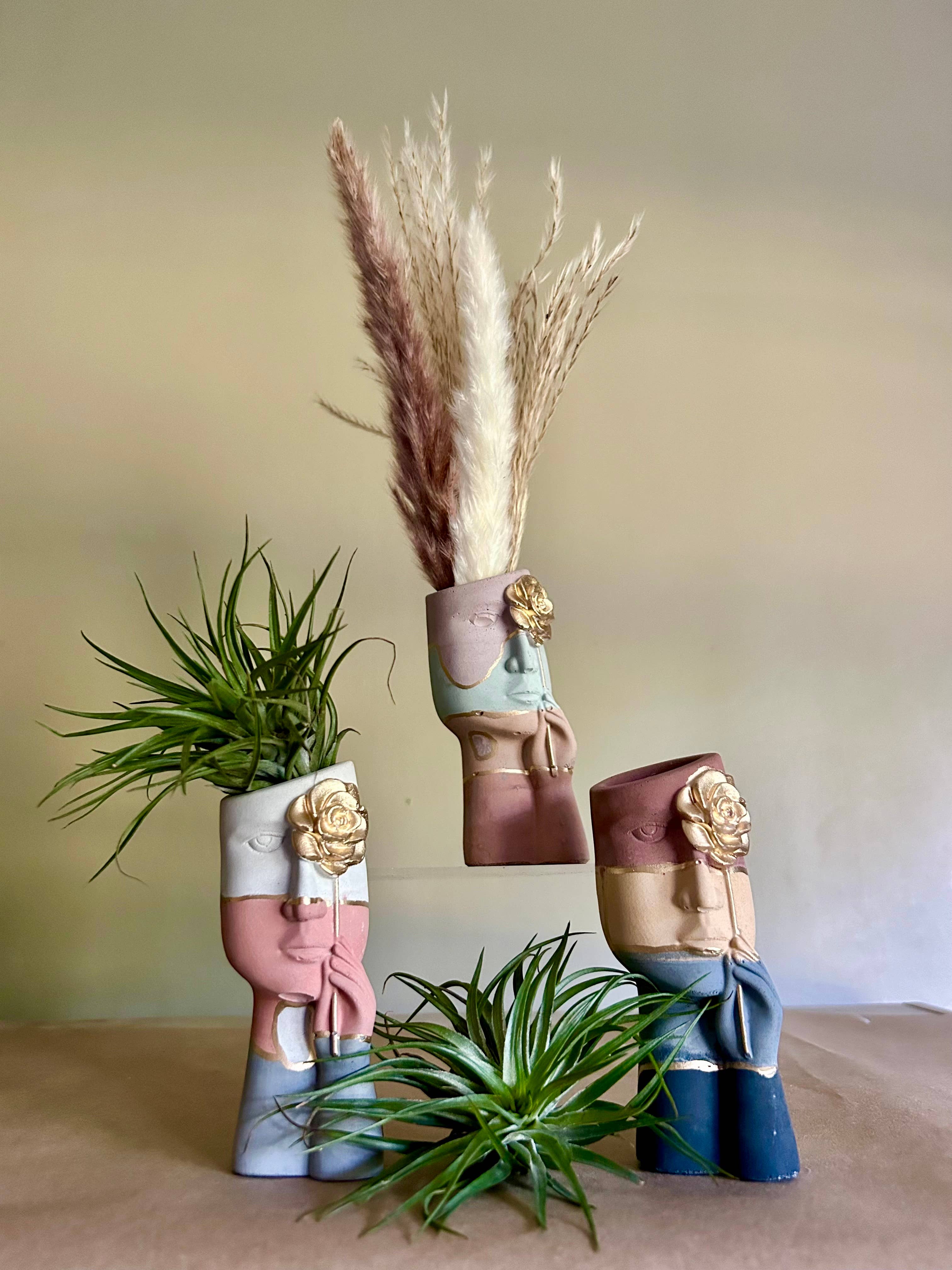 Queen City Crete - Iris Air plant Holder/Vase