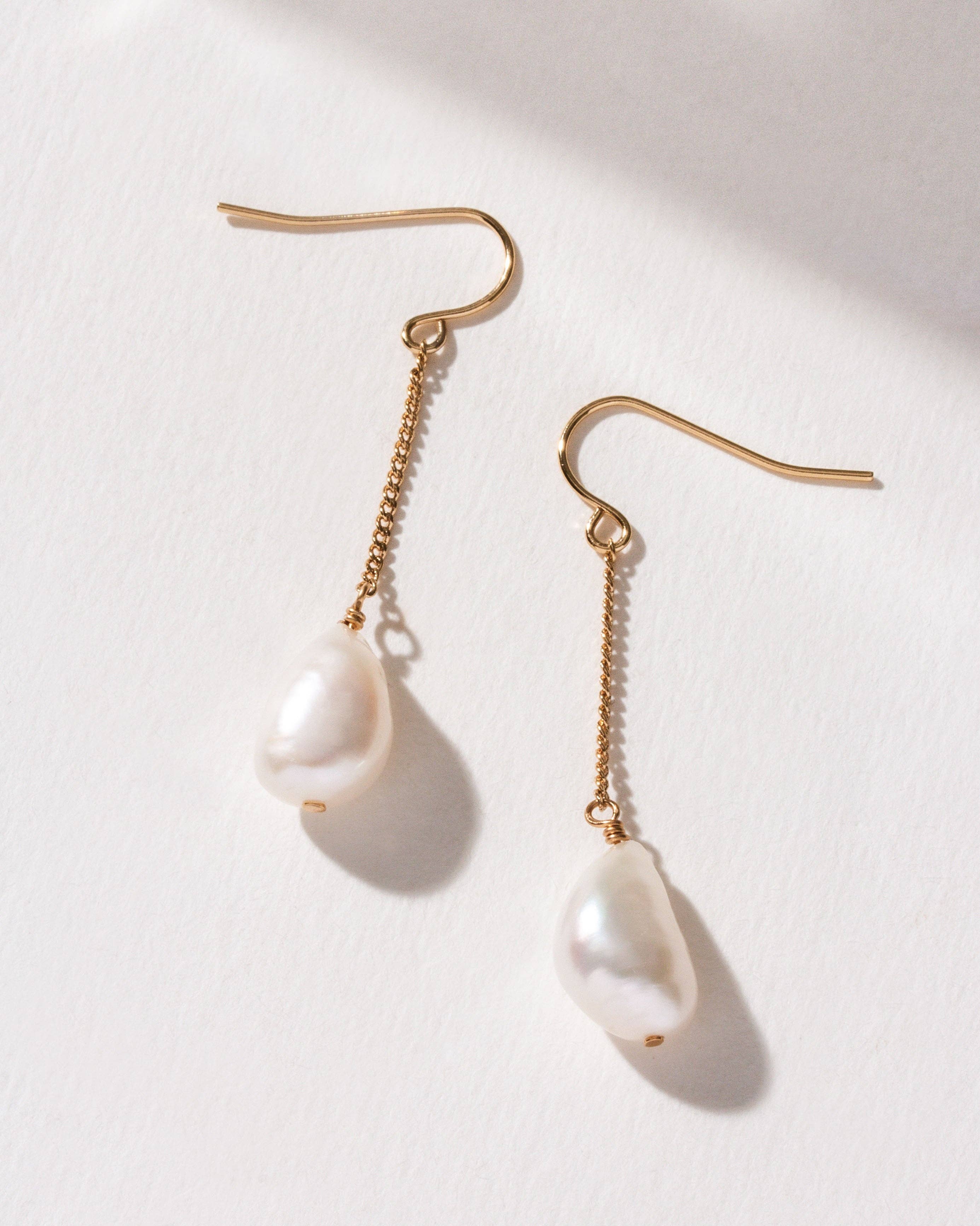 Luna Norte - Ocean Sway Pearl Drop Earrings