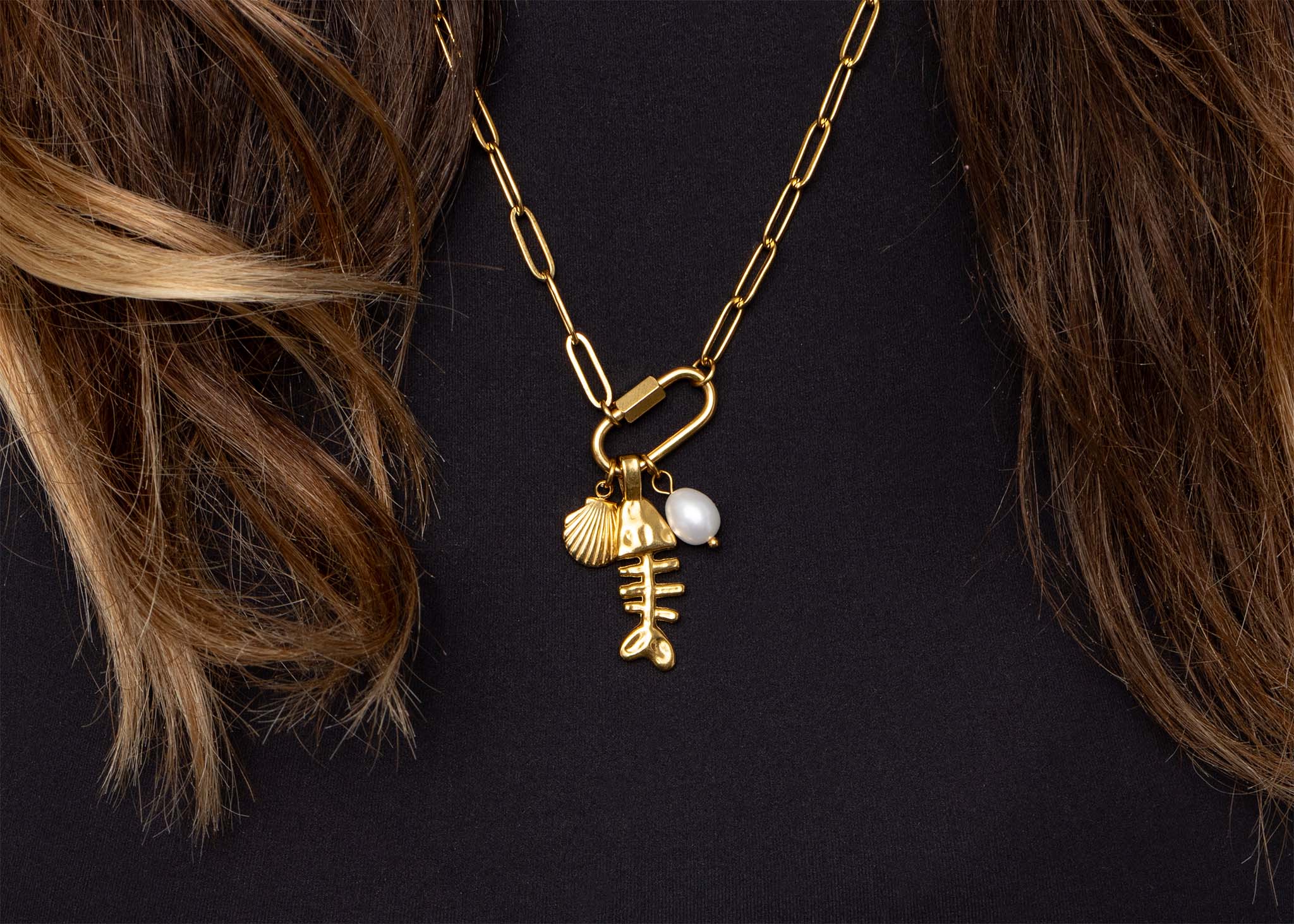 WJW - 18K Gold PVD Paperclip Carabiner Necklace