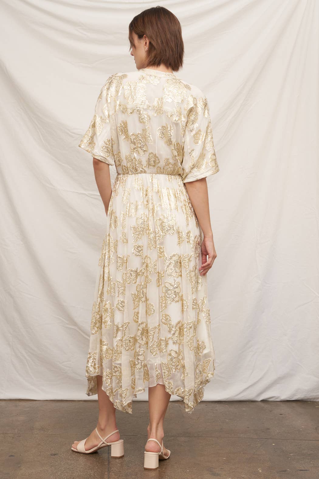 En Crème - V-Neck Kimono Sleeve Maxi Dress