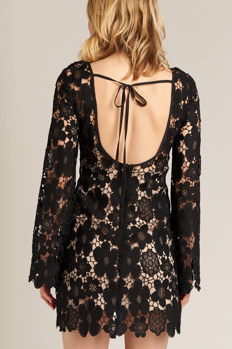 En Crème - Floral Lace Bell Sleeve Mini Dress