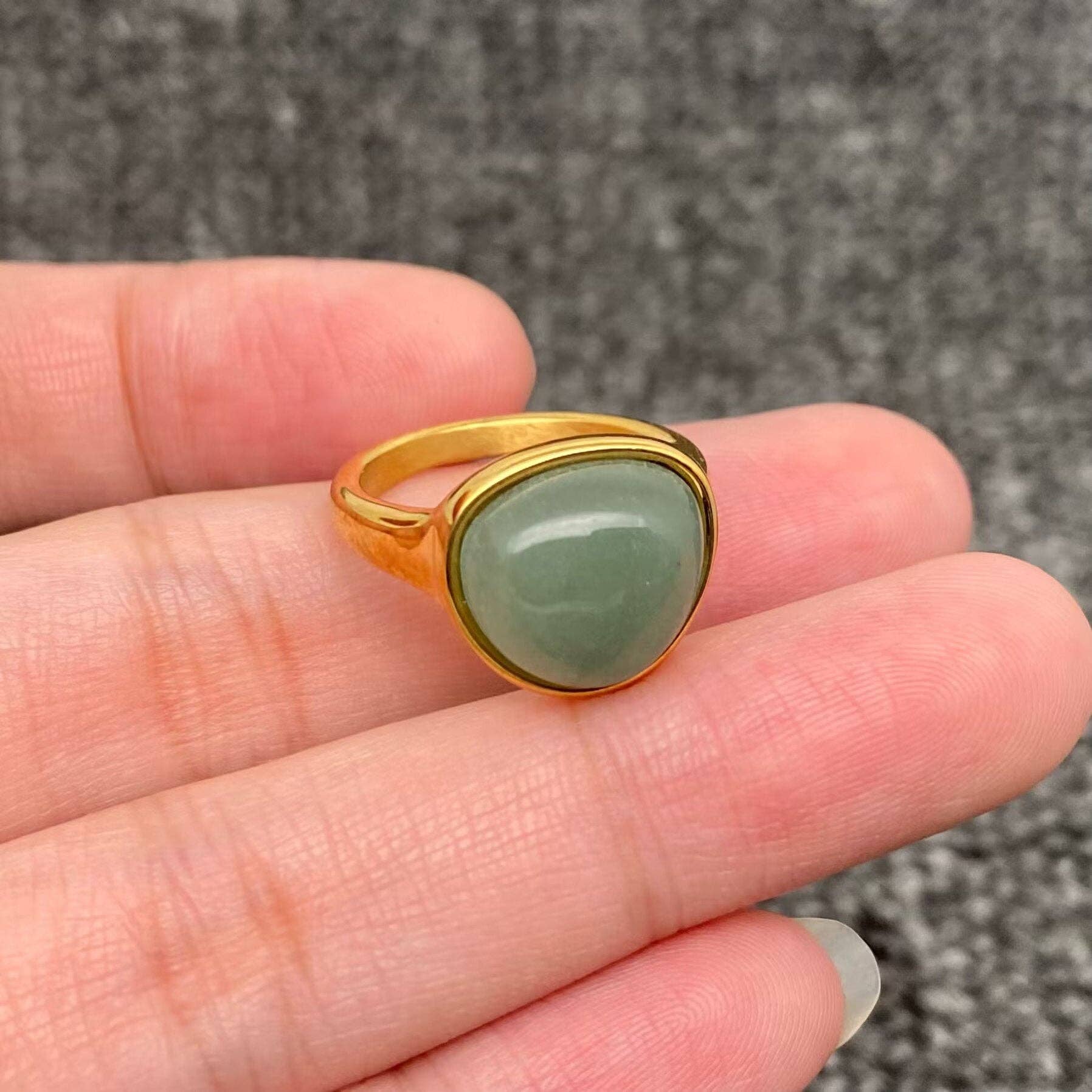 Mio Queena - Inlaid Stone 18K Gold Plated Stainless Steel Ring - FGS/CS