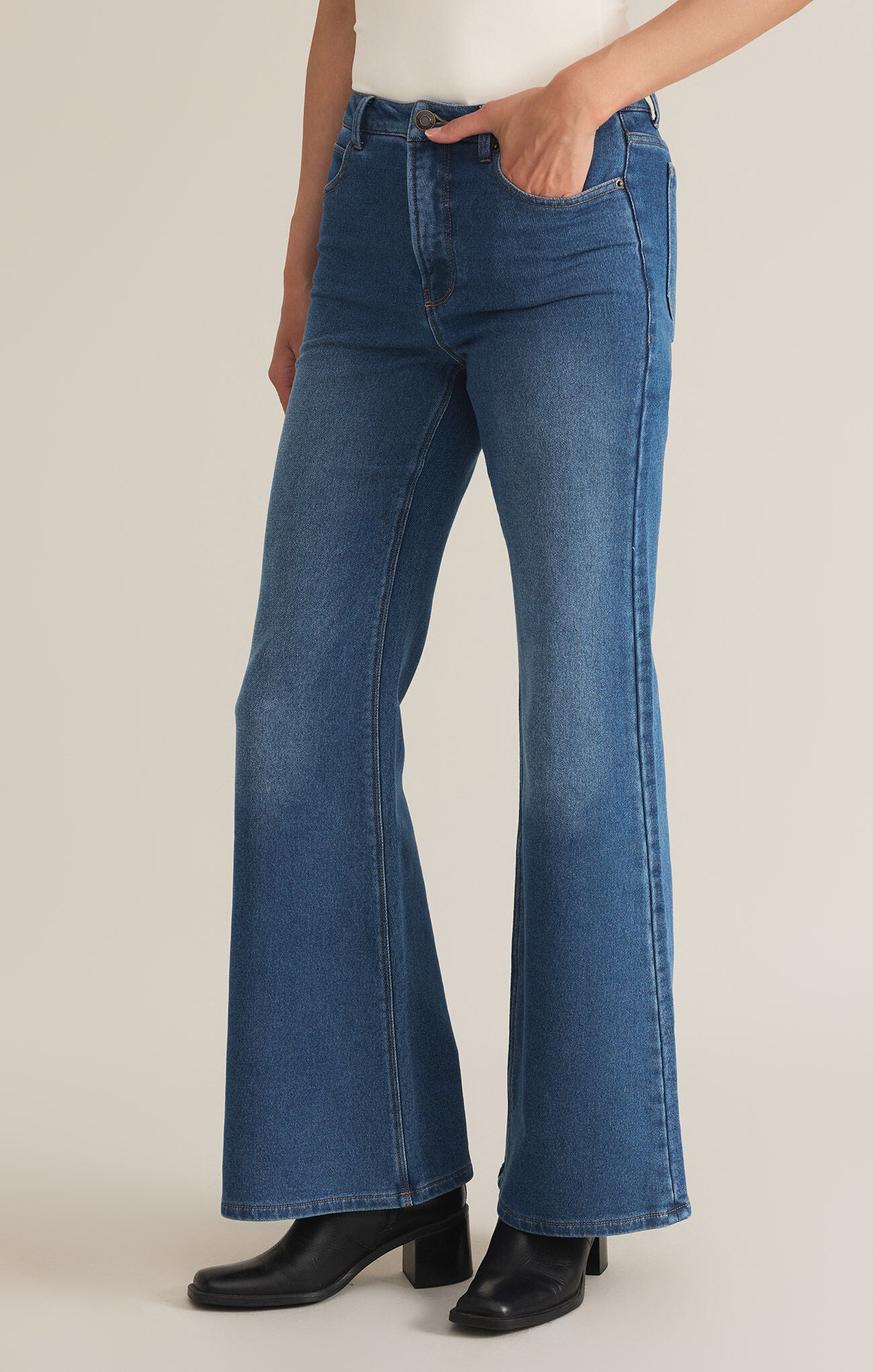 Georgia Relaxed leg Denim Pant