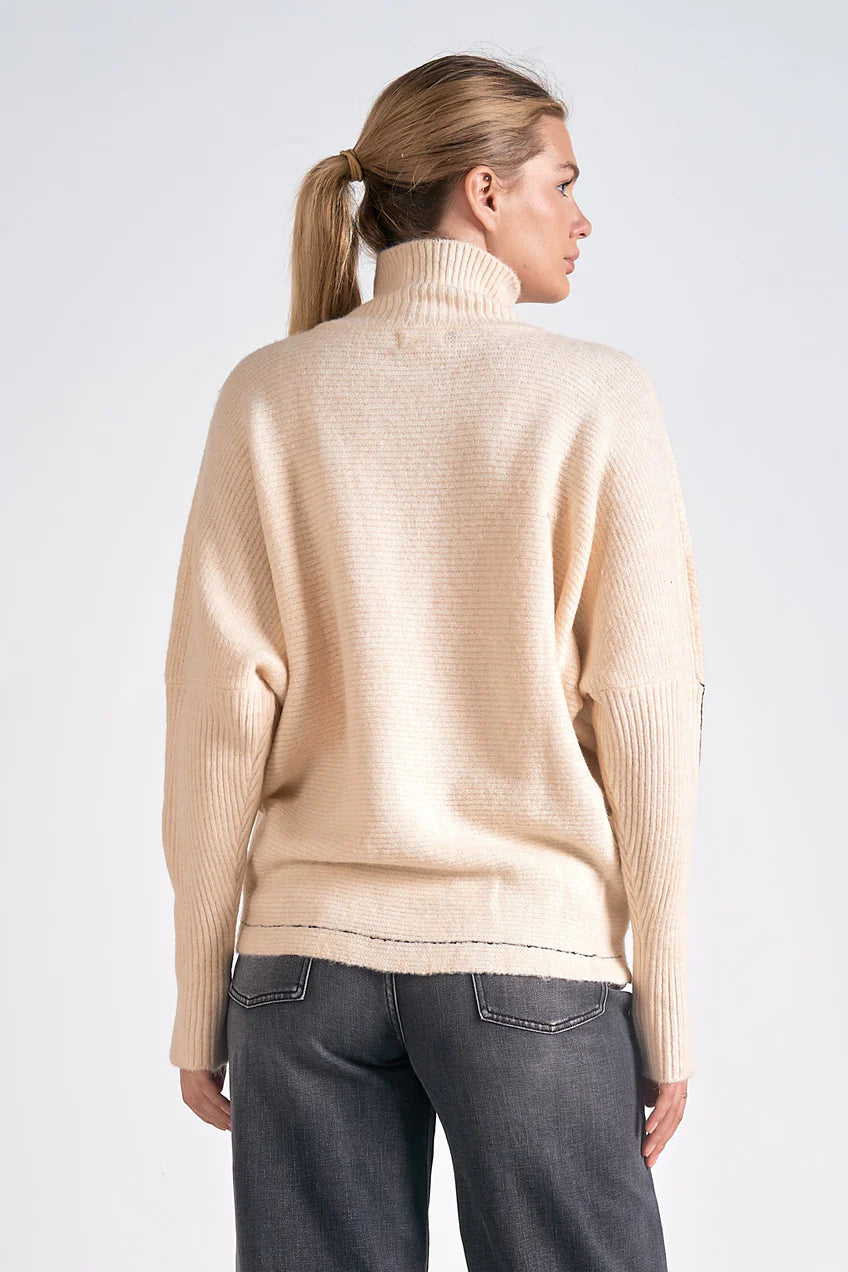 Karli Sweater Tnk Cross  Front  DT