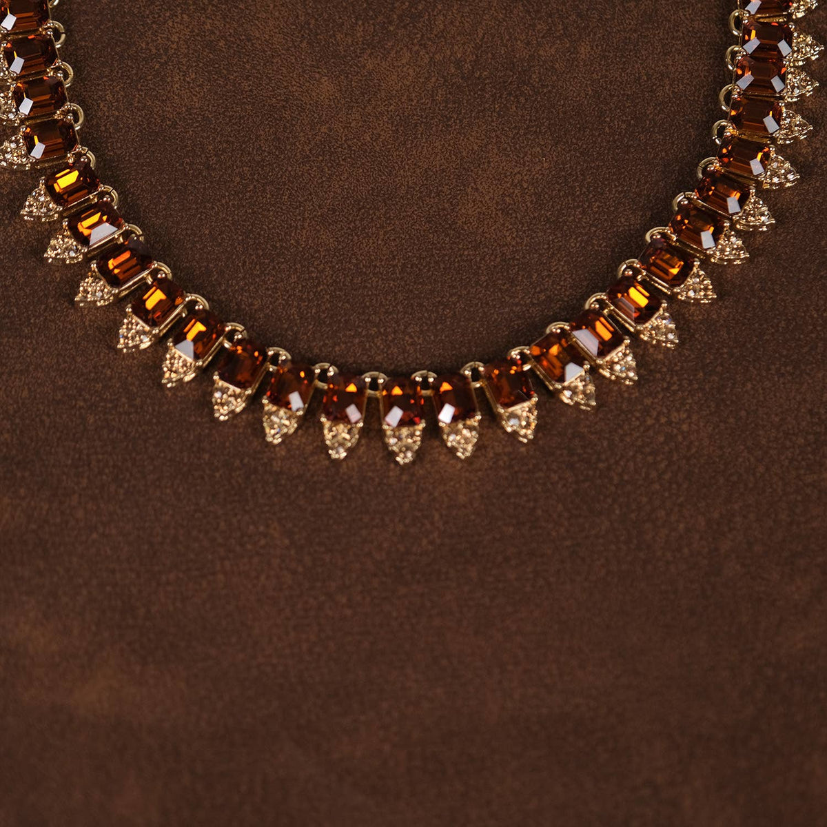 GirlyPirateCo - Vintage Elegant 18K Gold Plated Crystal Choker Necklace