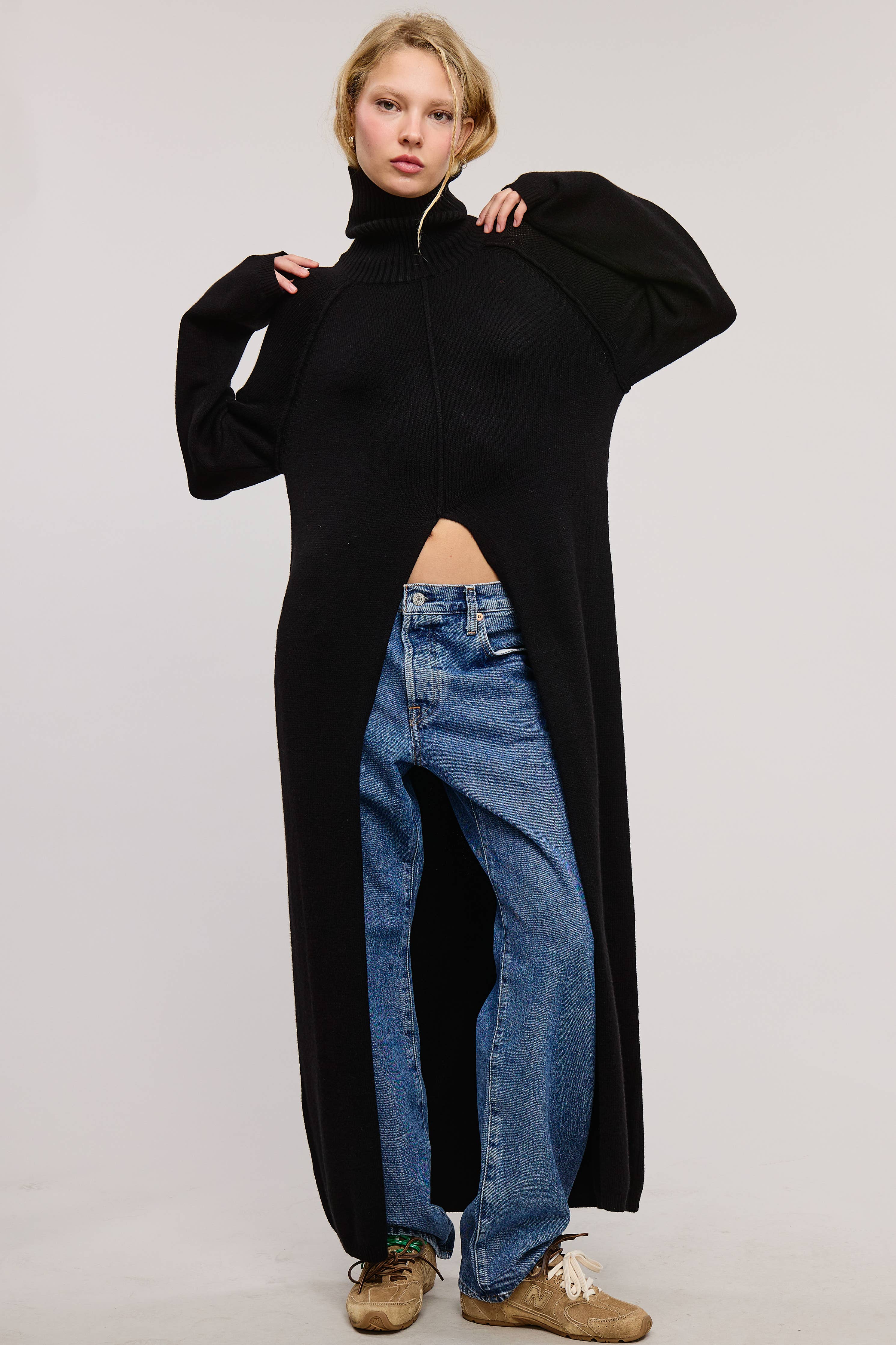 Turtleneck Tunic Sweater Dress L / Black Turtleneck Tunic Sweater Dress L / Black