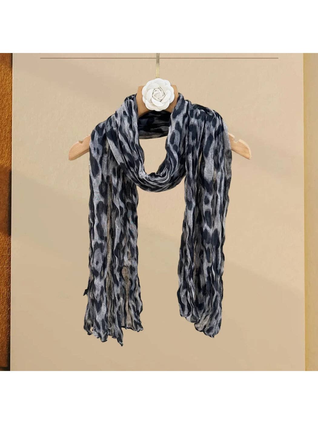 Funkyrel® Atzbranding Limited - Scarvii - Crinkled Leopard Print Long Scarf
