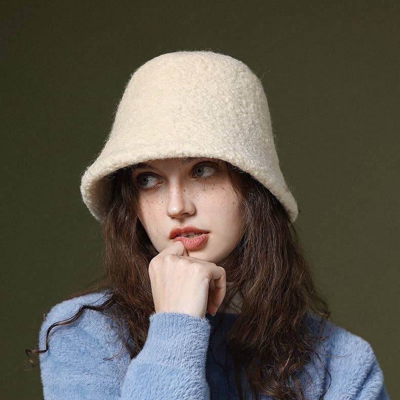 Funkyrel® Atzbranding Limited - Haila - Elegant Fall And Winter Bucket Hat