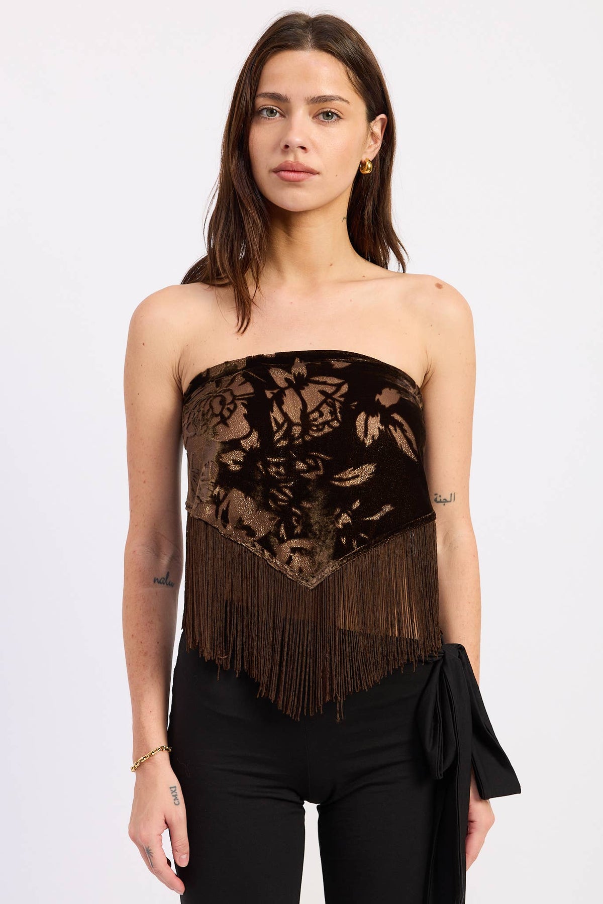 Emory Park - TASSLE TRIMP SCARF SUEDE TOP