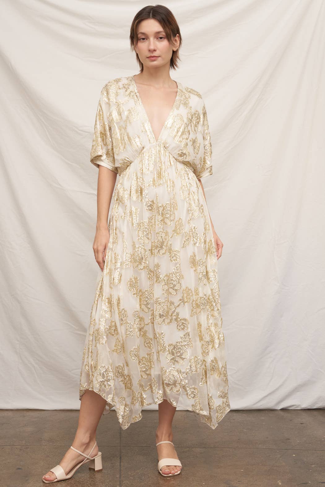 En Crème - V-Neck Kimono Sleeve Maxi Dress