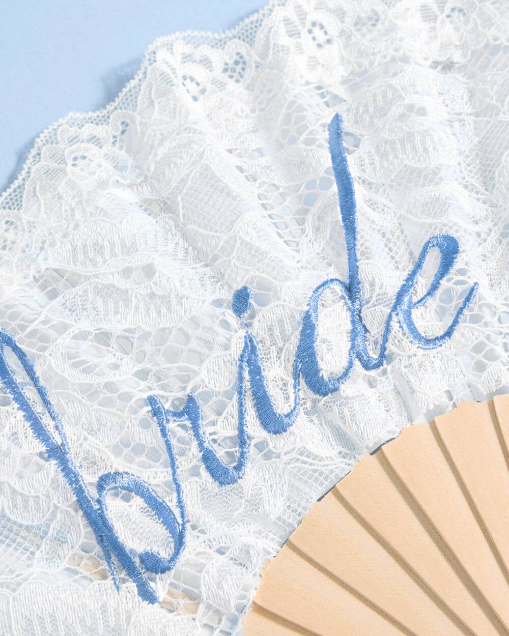 xo, Fetti - White Lace Bride to Be Folding Fan | Bridal Accessory